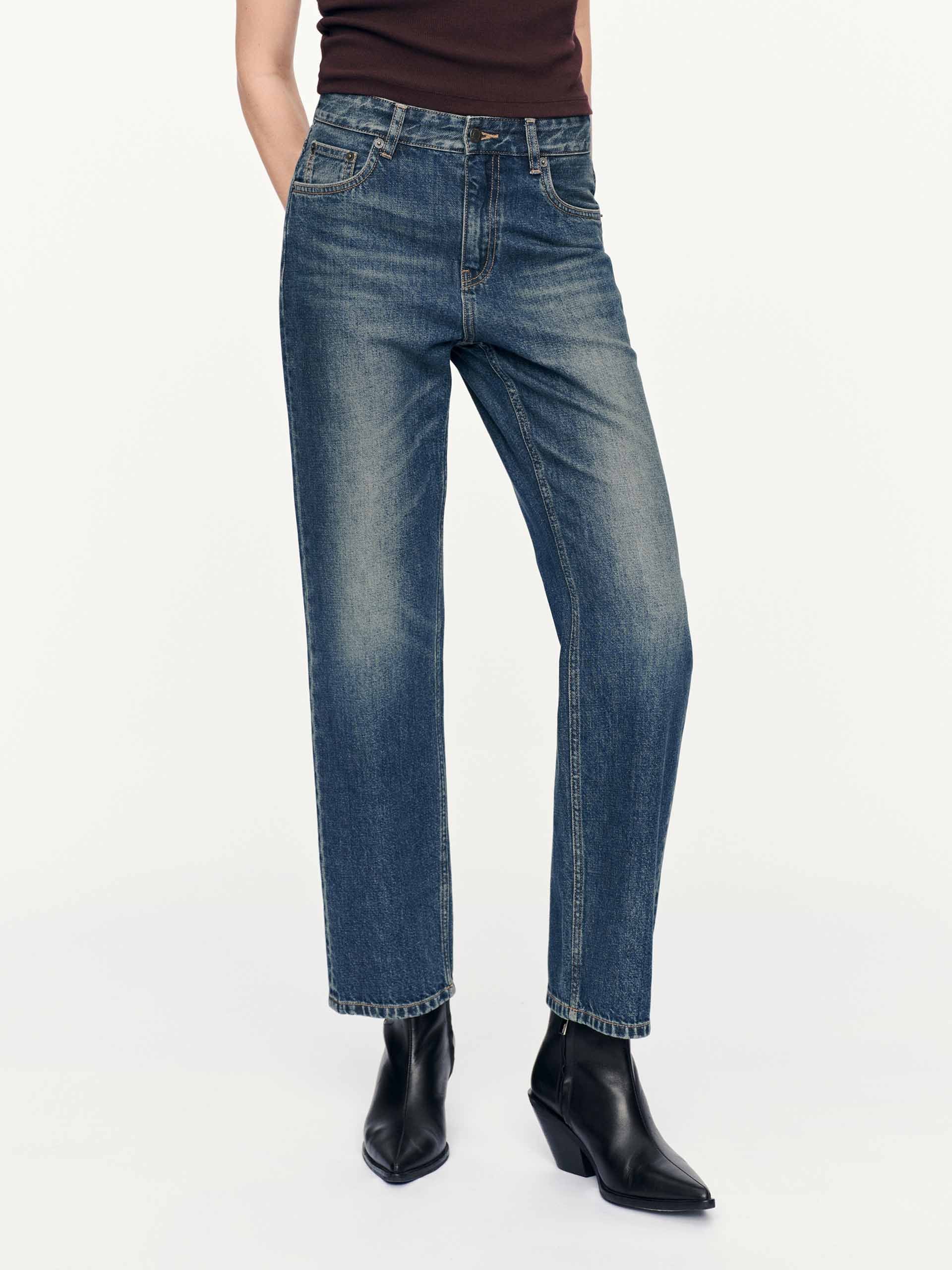 Ankle Length Tapered Jeans