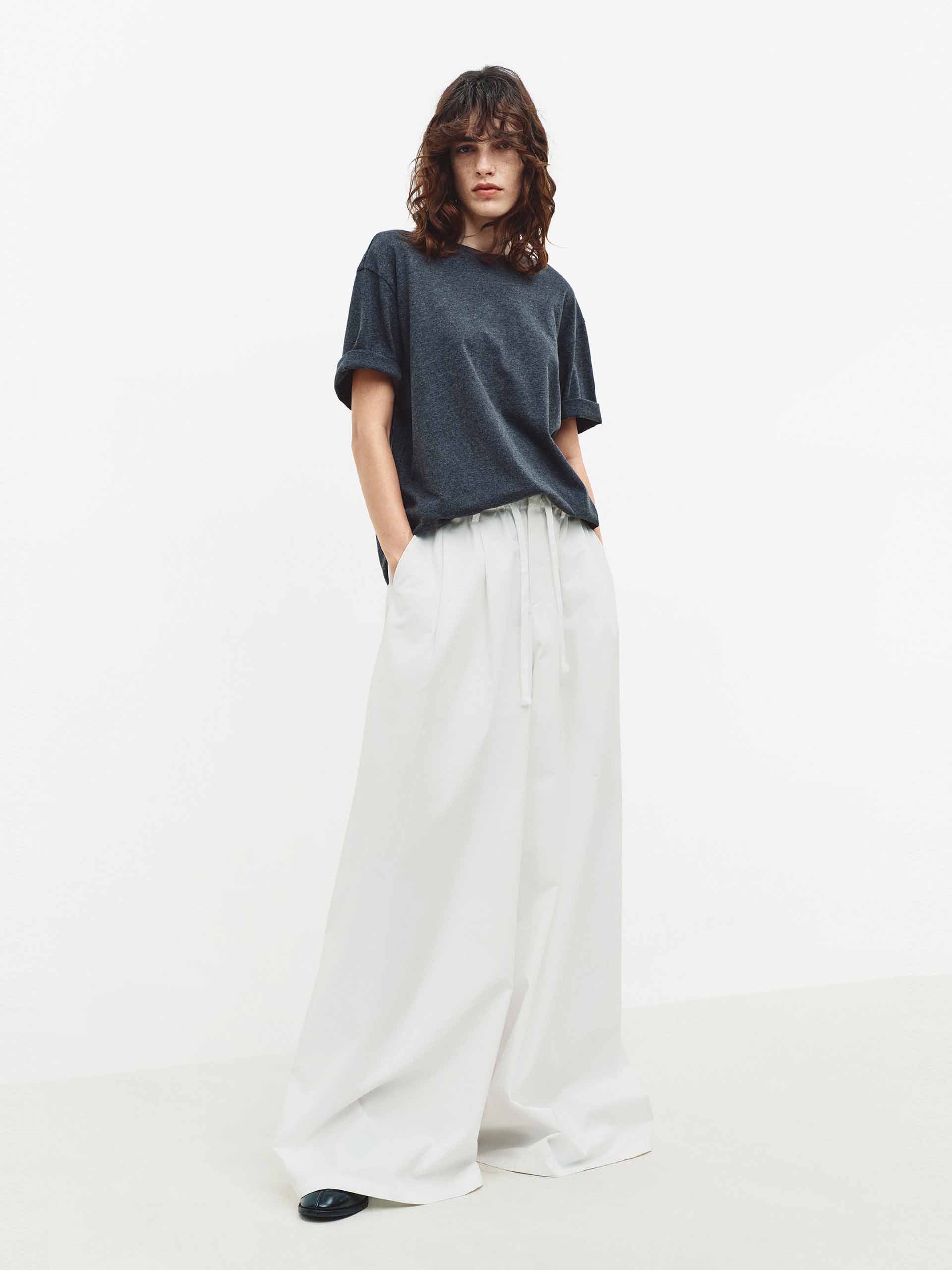 Back Bow Cotton T-shirt - Image 2