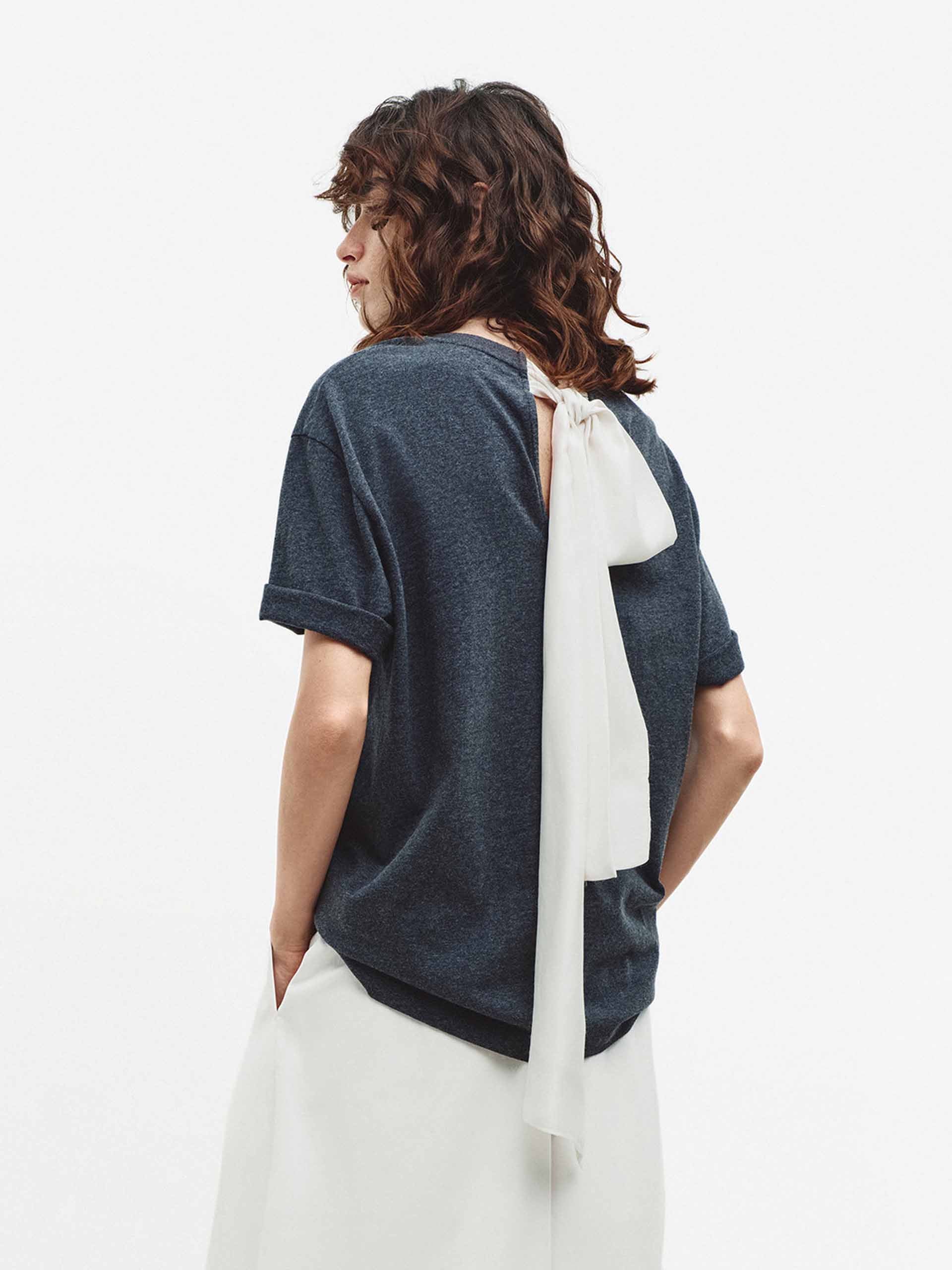 Back Bow Cotton T-shirt - Image 3
