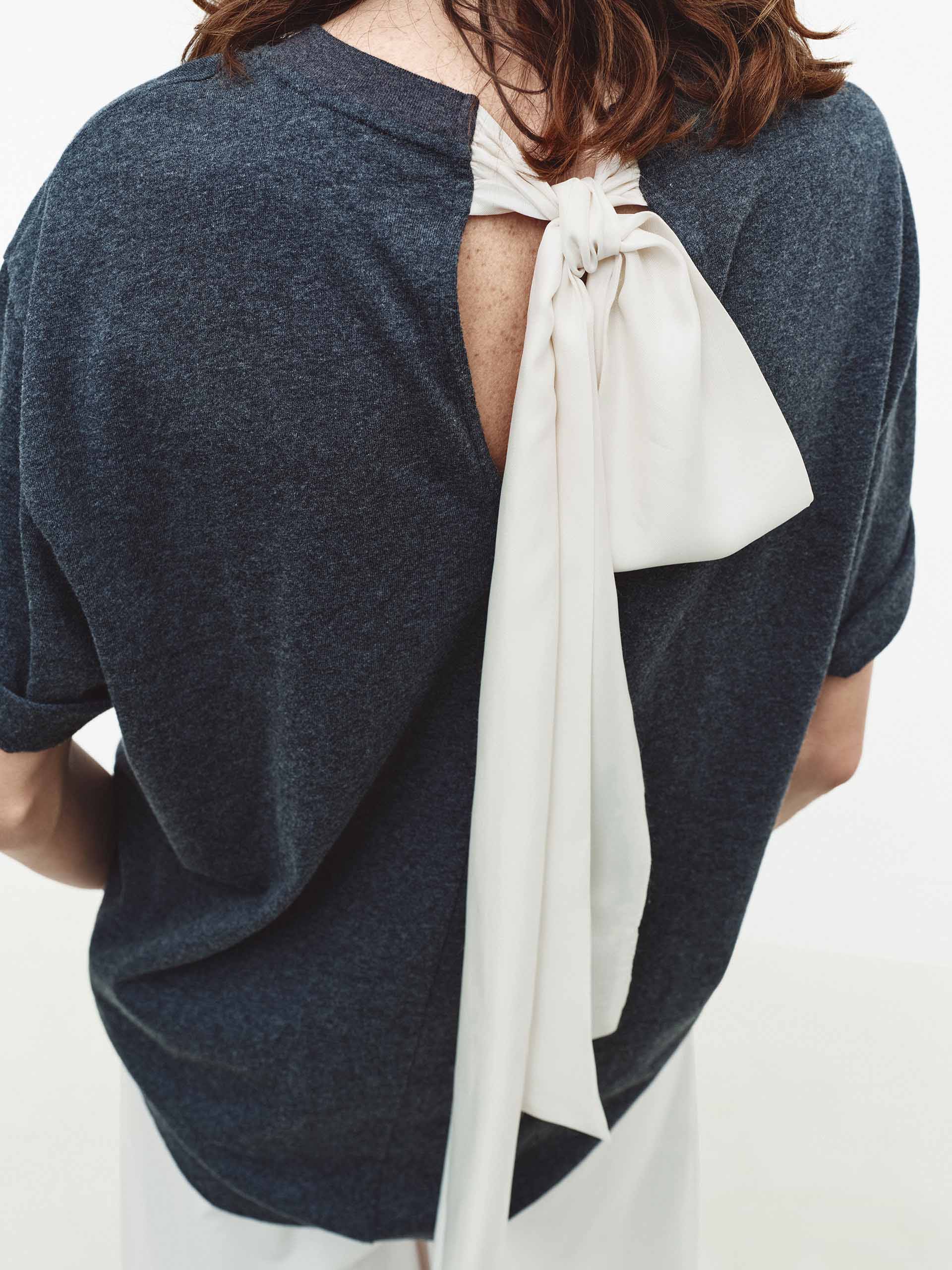 Back Bow Cotton T-shirt - Image 8