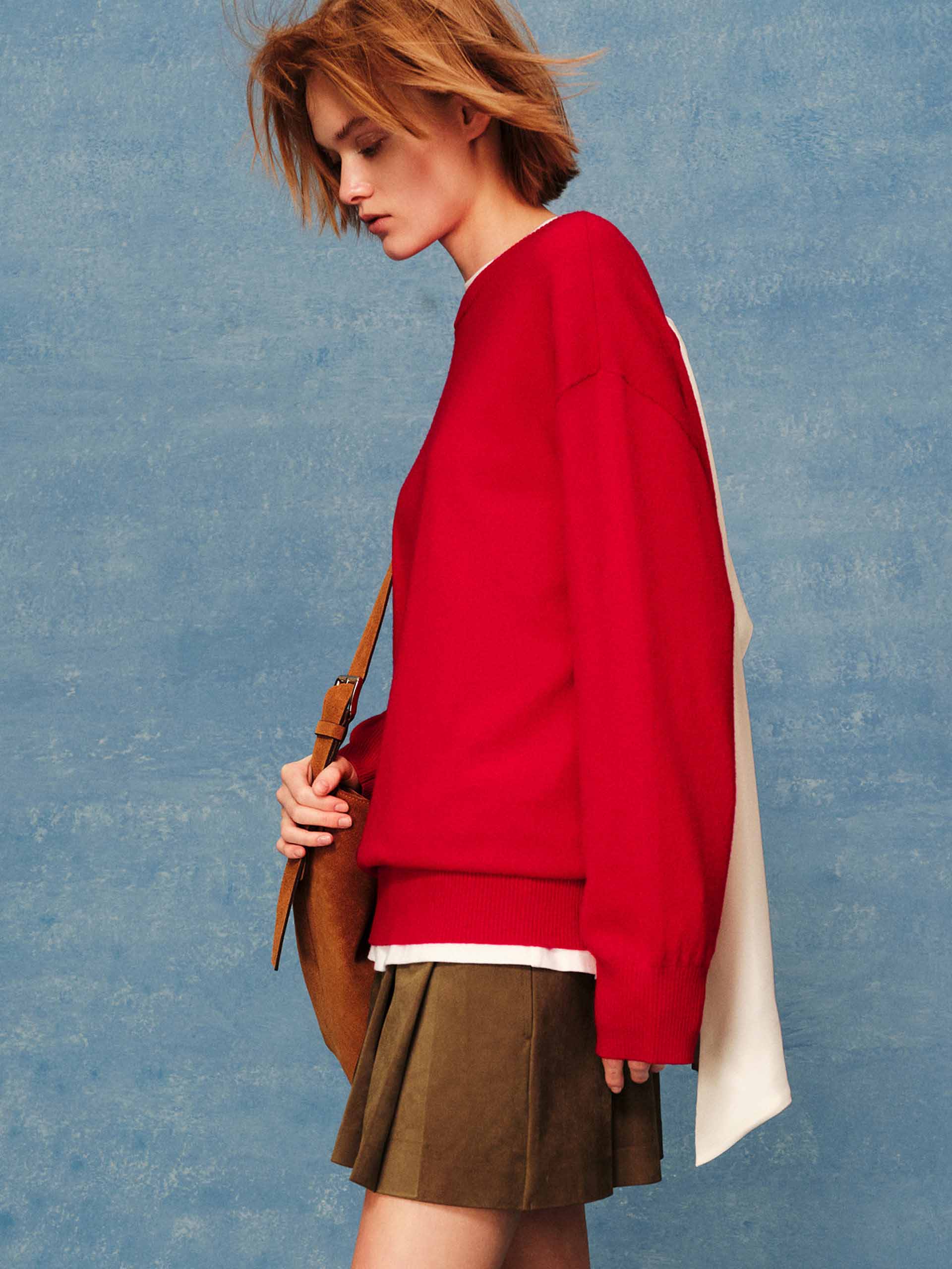 Back Silk Tie Knit Sweater - Image 7