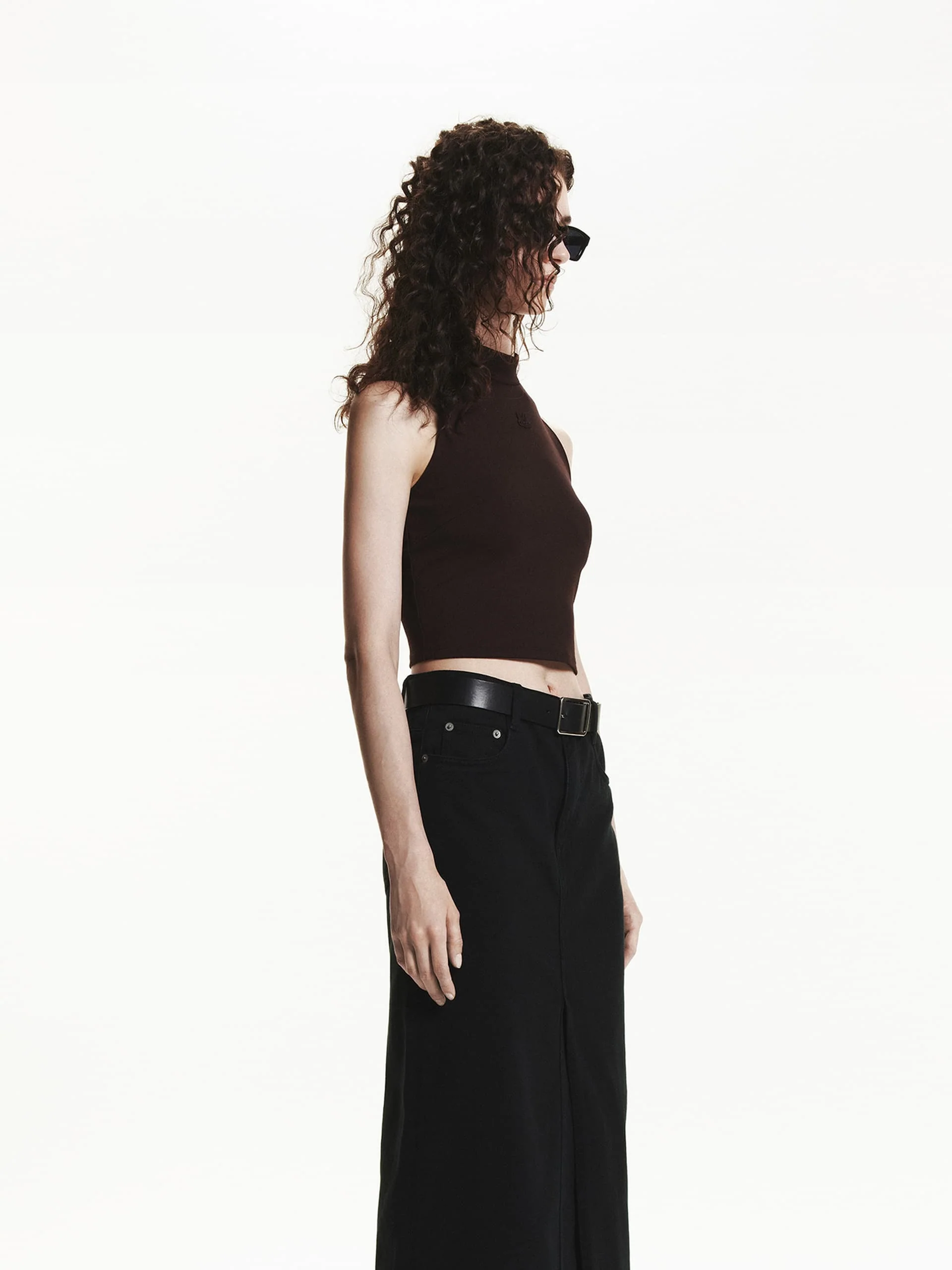 Back Zip Sleeveless Tank - Image 15