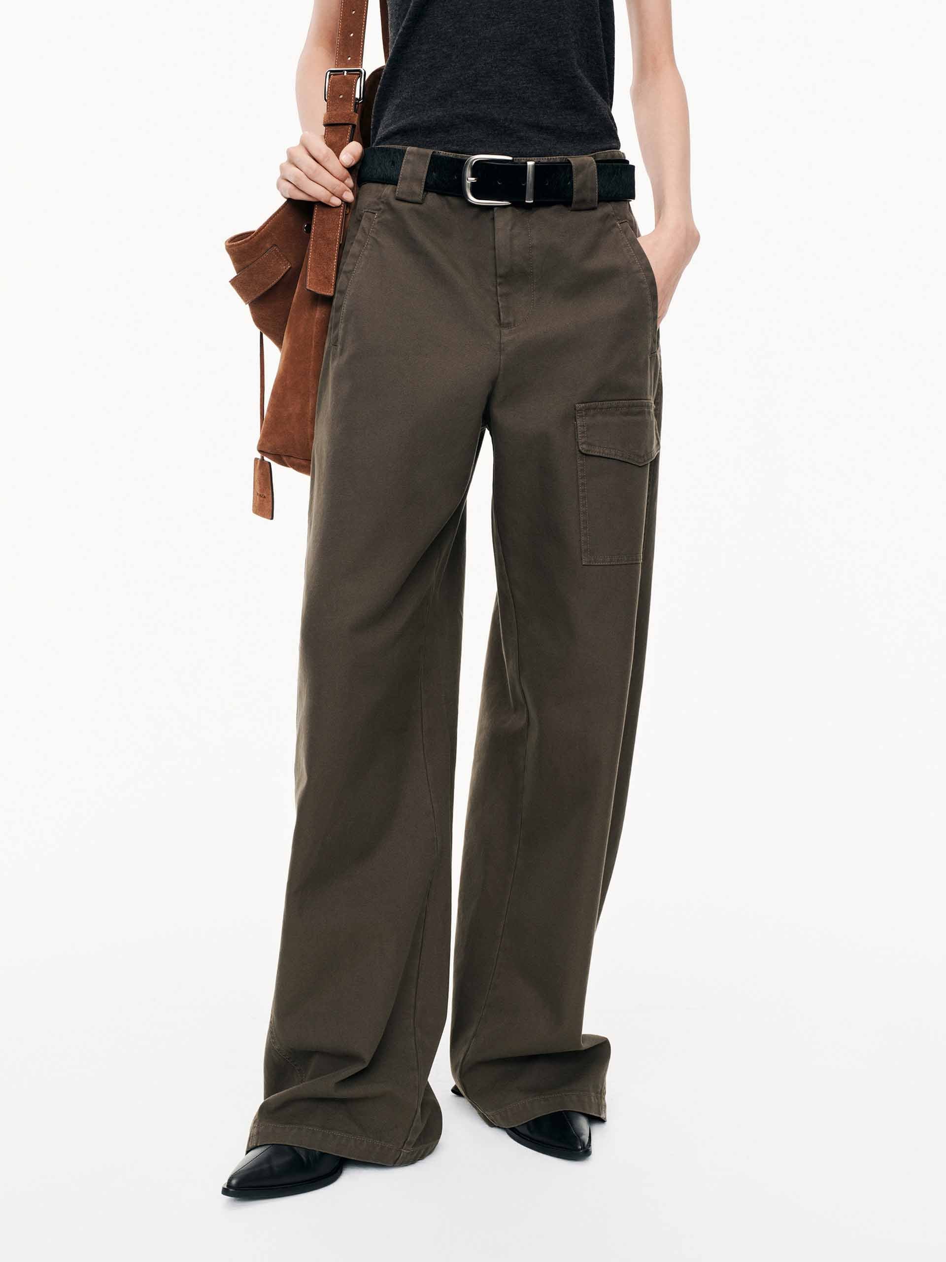 Barrel Leg Cargo Pants