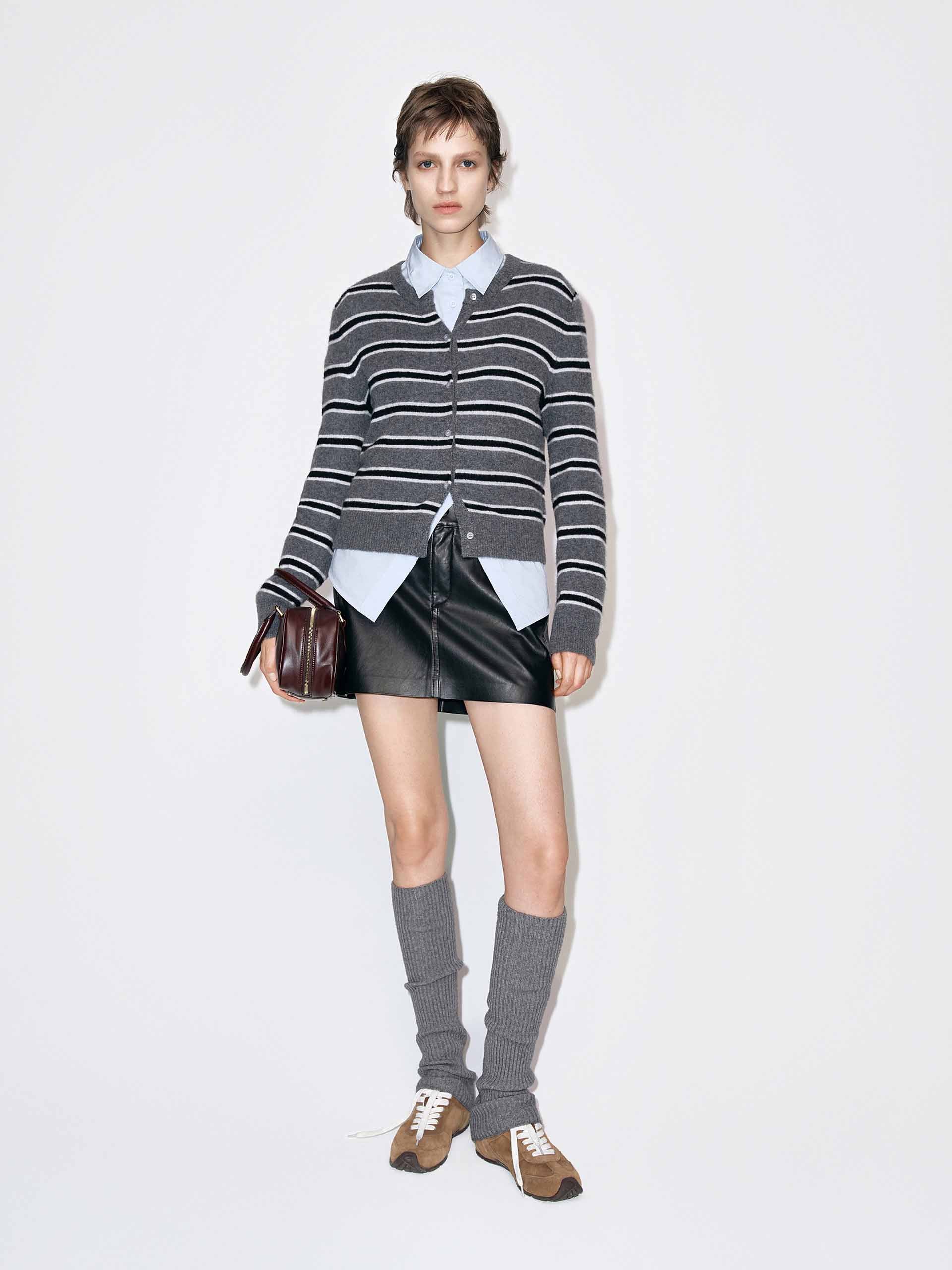 Black Mini Leather Skirt - Image 2