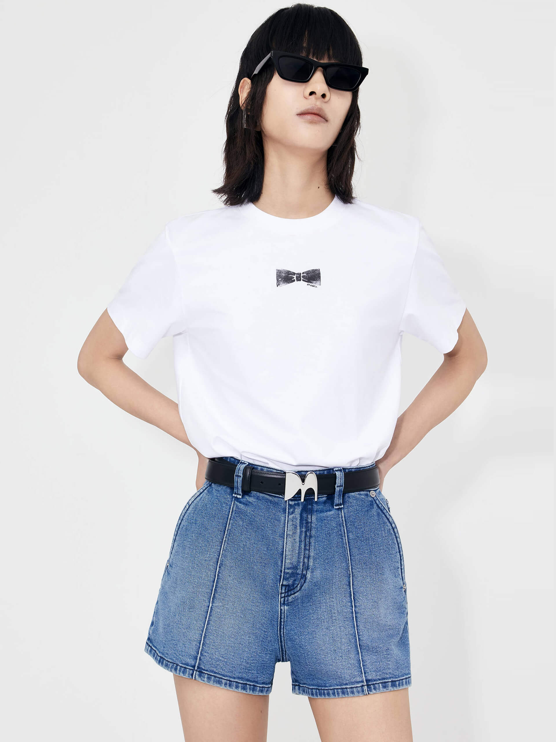 Bowknot Pattern Cotton Blend T-Shirt - Image 5
