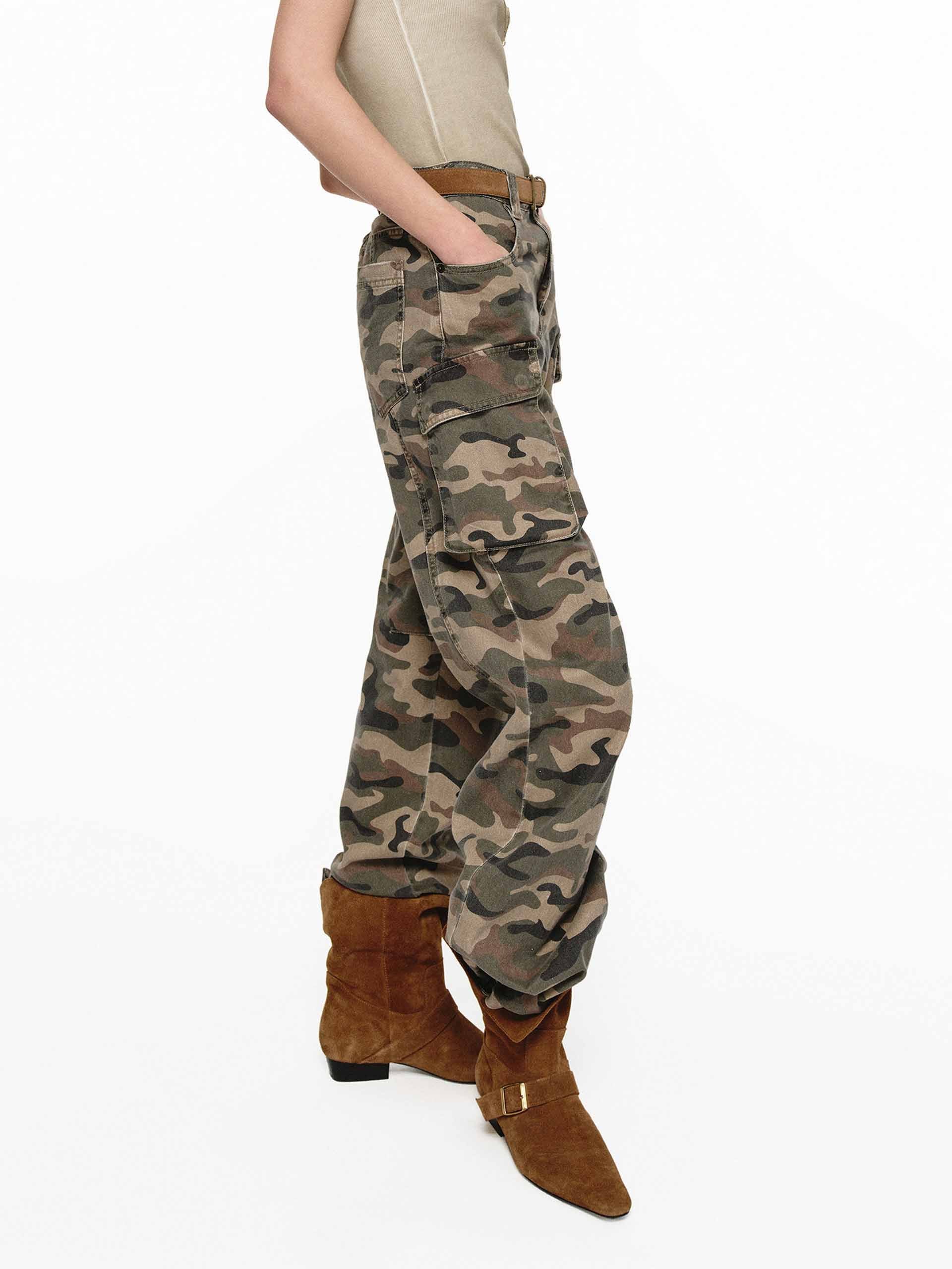 Cargo Camo Straight Jeans - Image 3