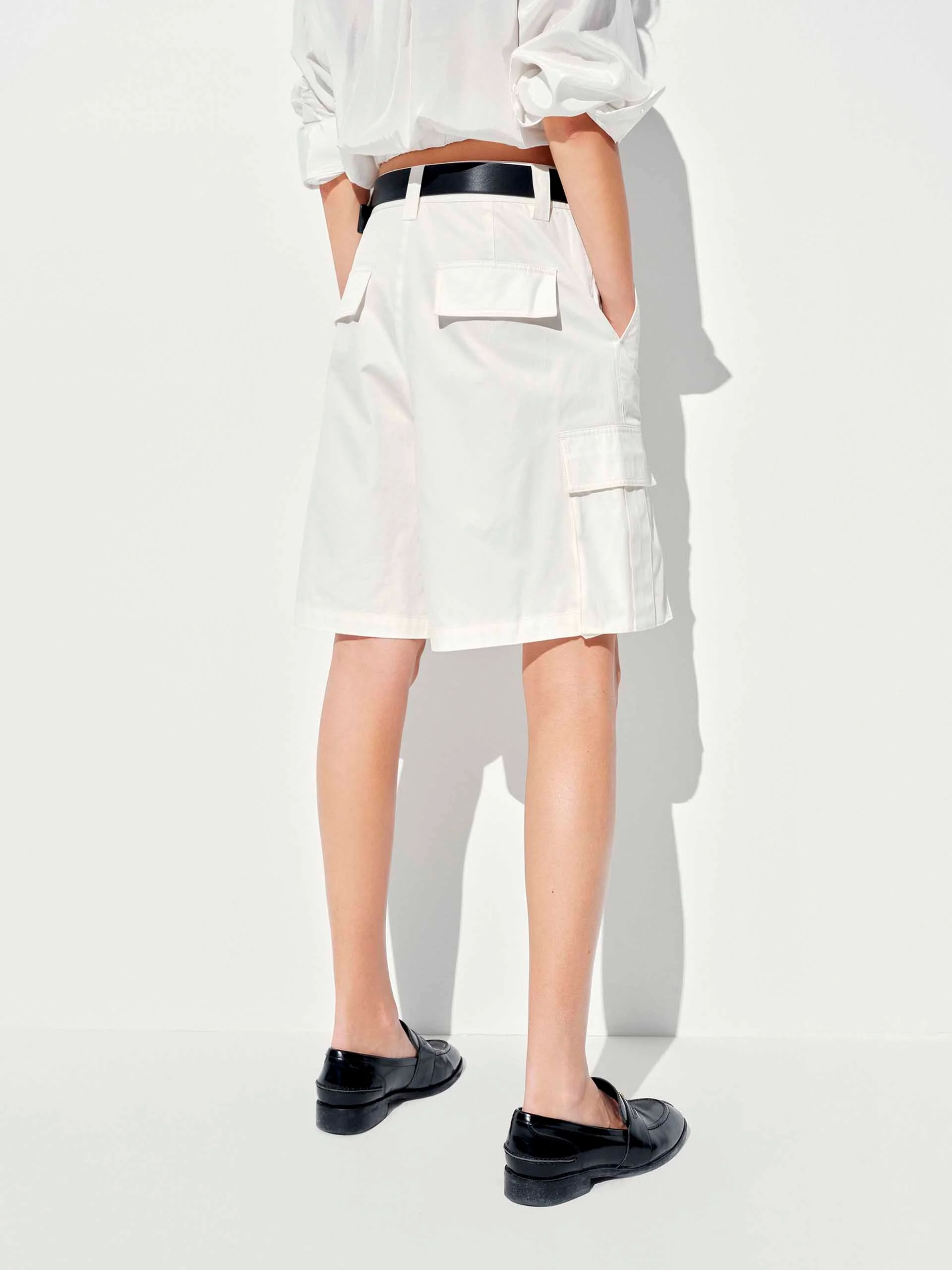 Cargo Pocket Loose Shorts - Image 6
