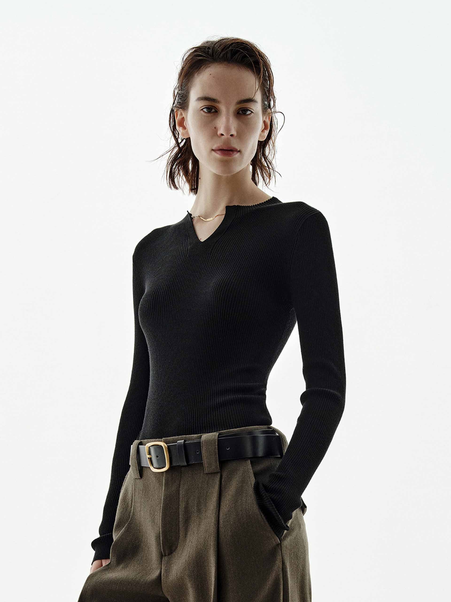Chain Detail Wool Sweater - Image 3