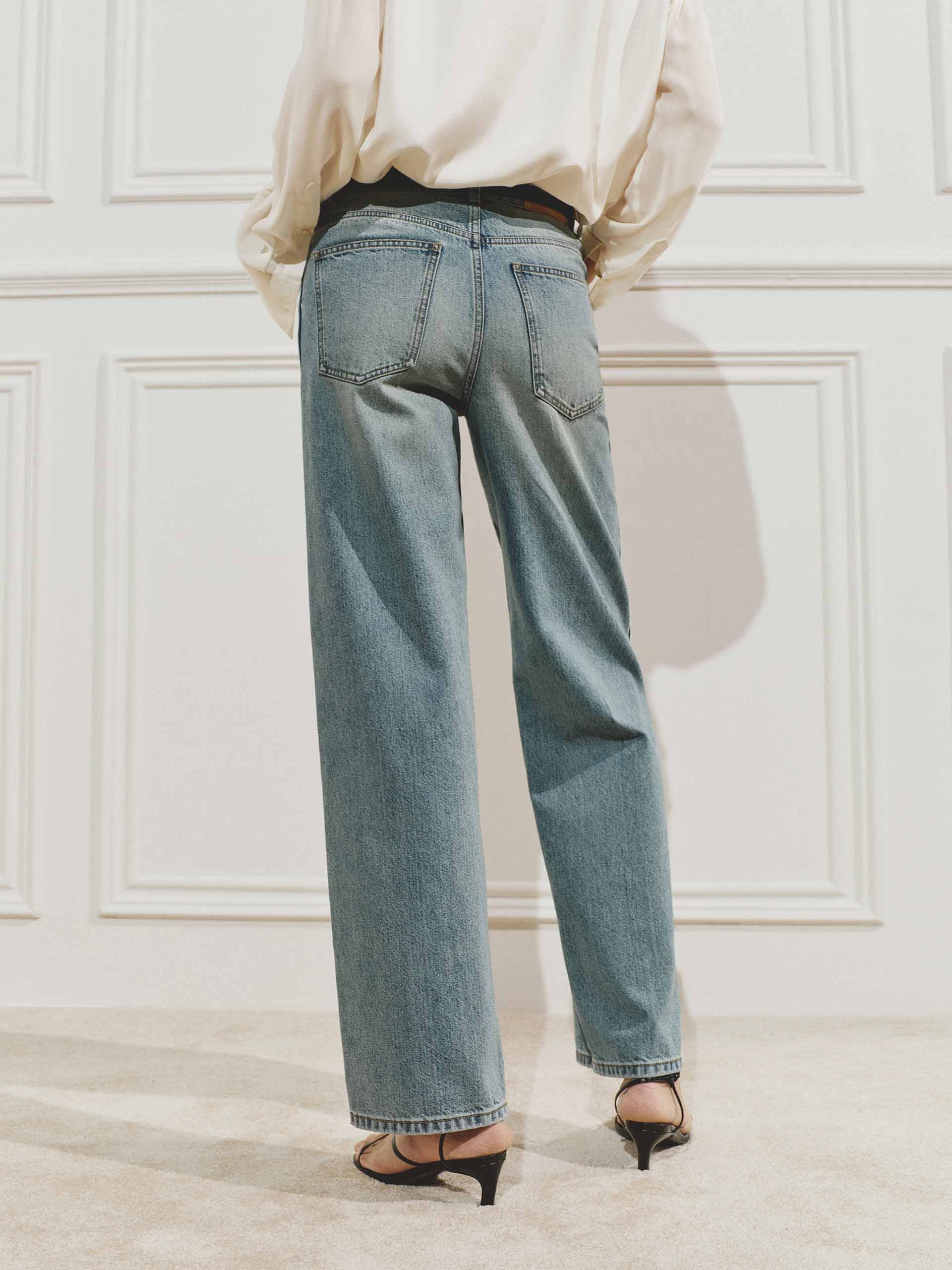 Classic Washed Blue Jeans - Image 6