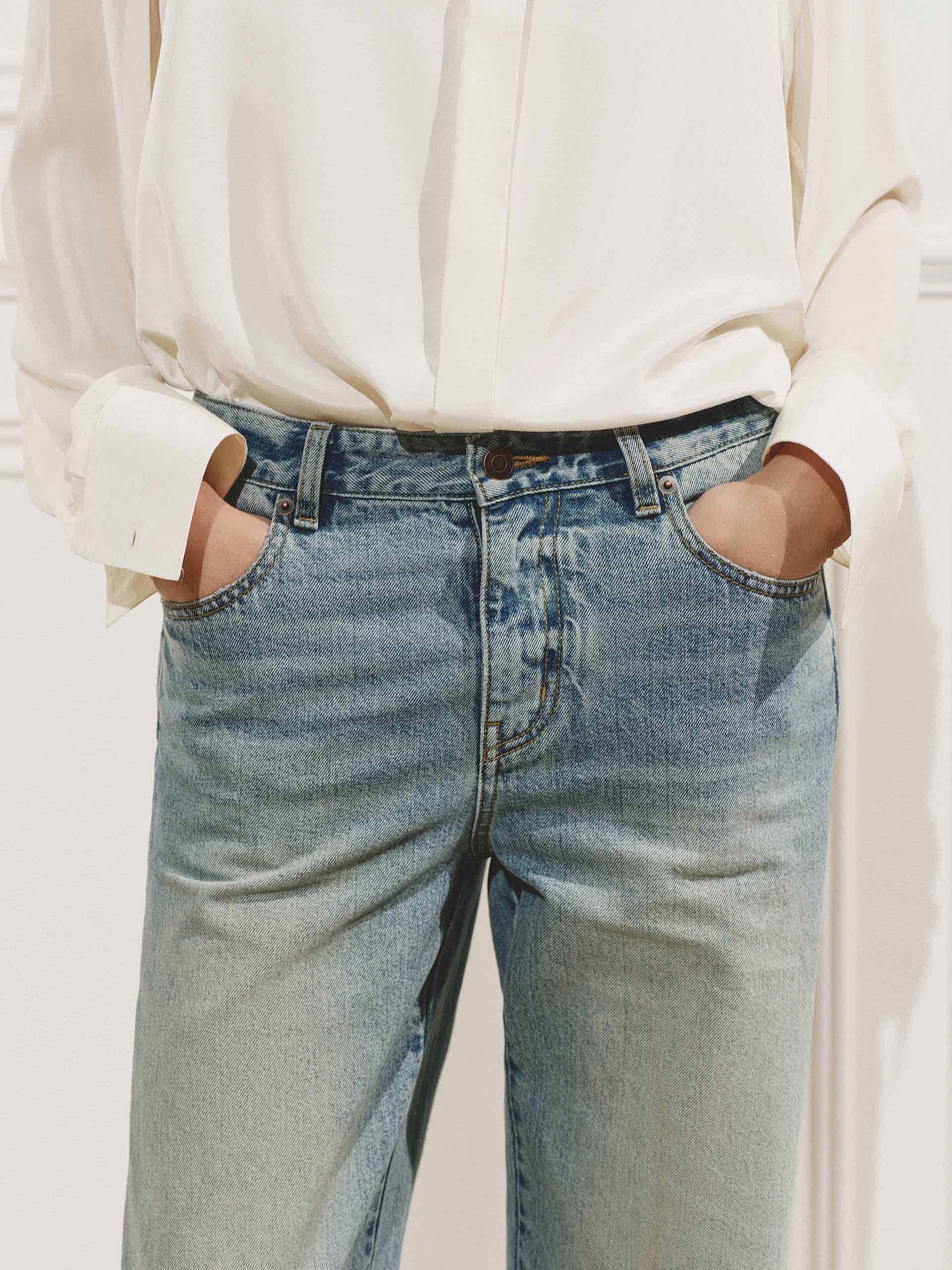 Classic Washed Blue Jeans - Image 7
