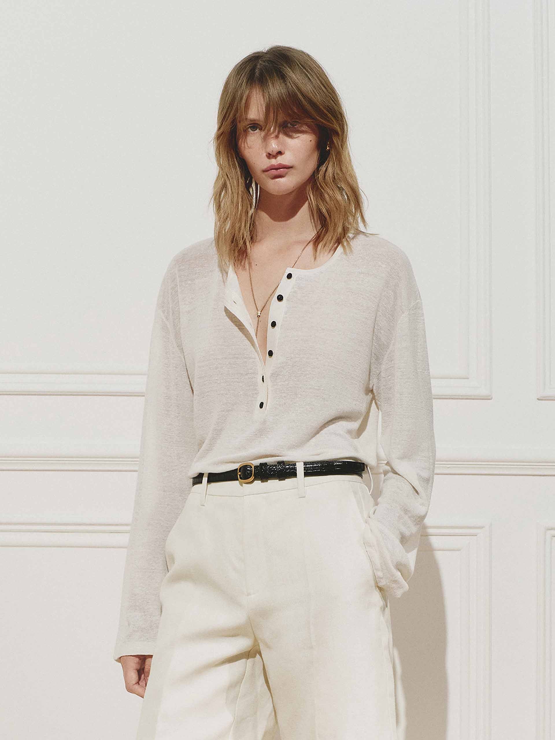 Contrast Button Knit Top
