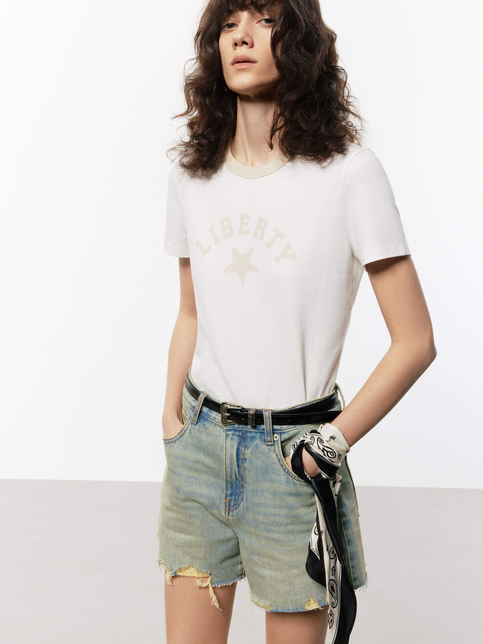Contrast Collar Cotton T-shirt - Image 9