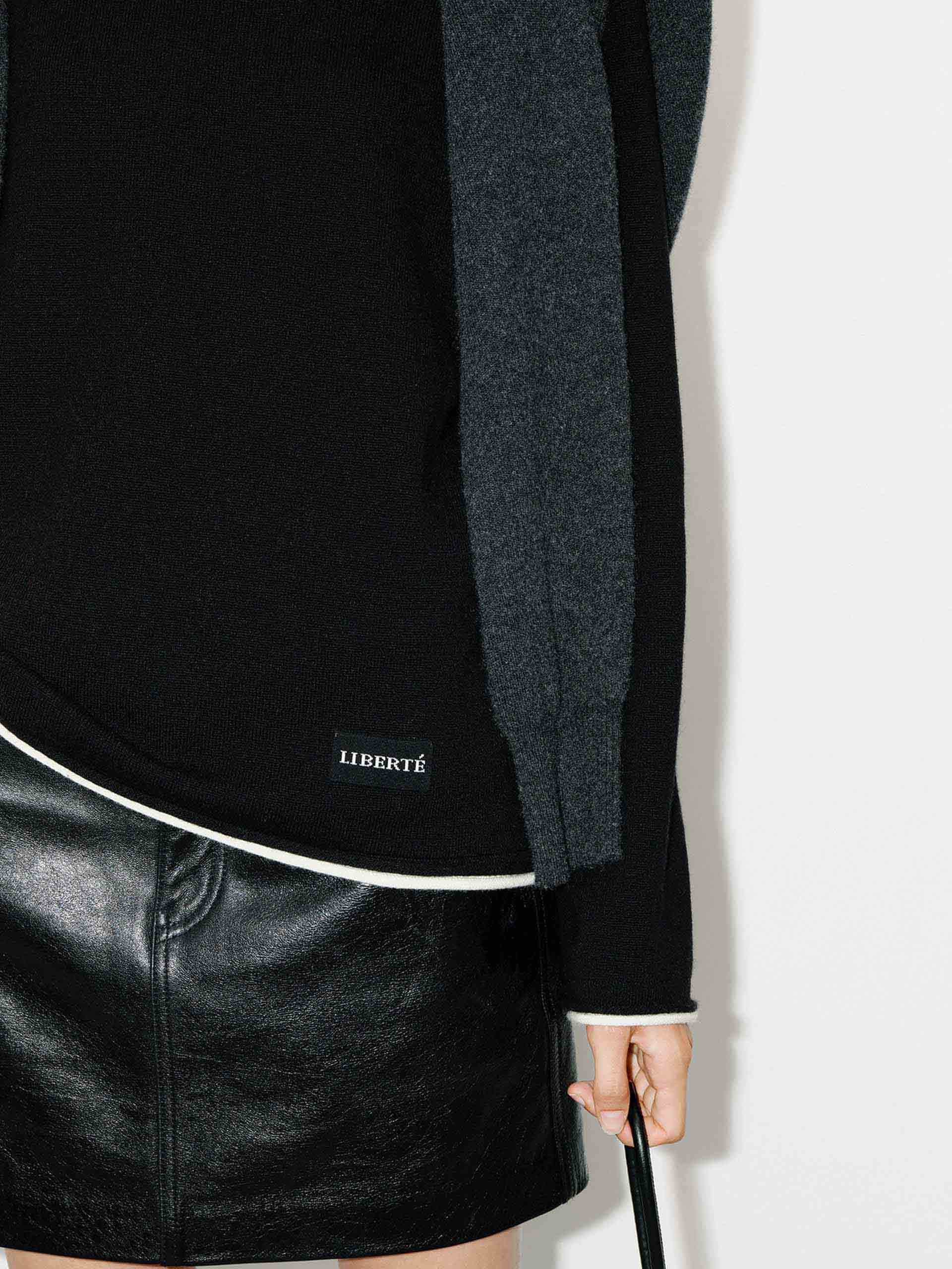 Contrast Detail Loose Sweater - Image 7