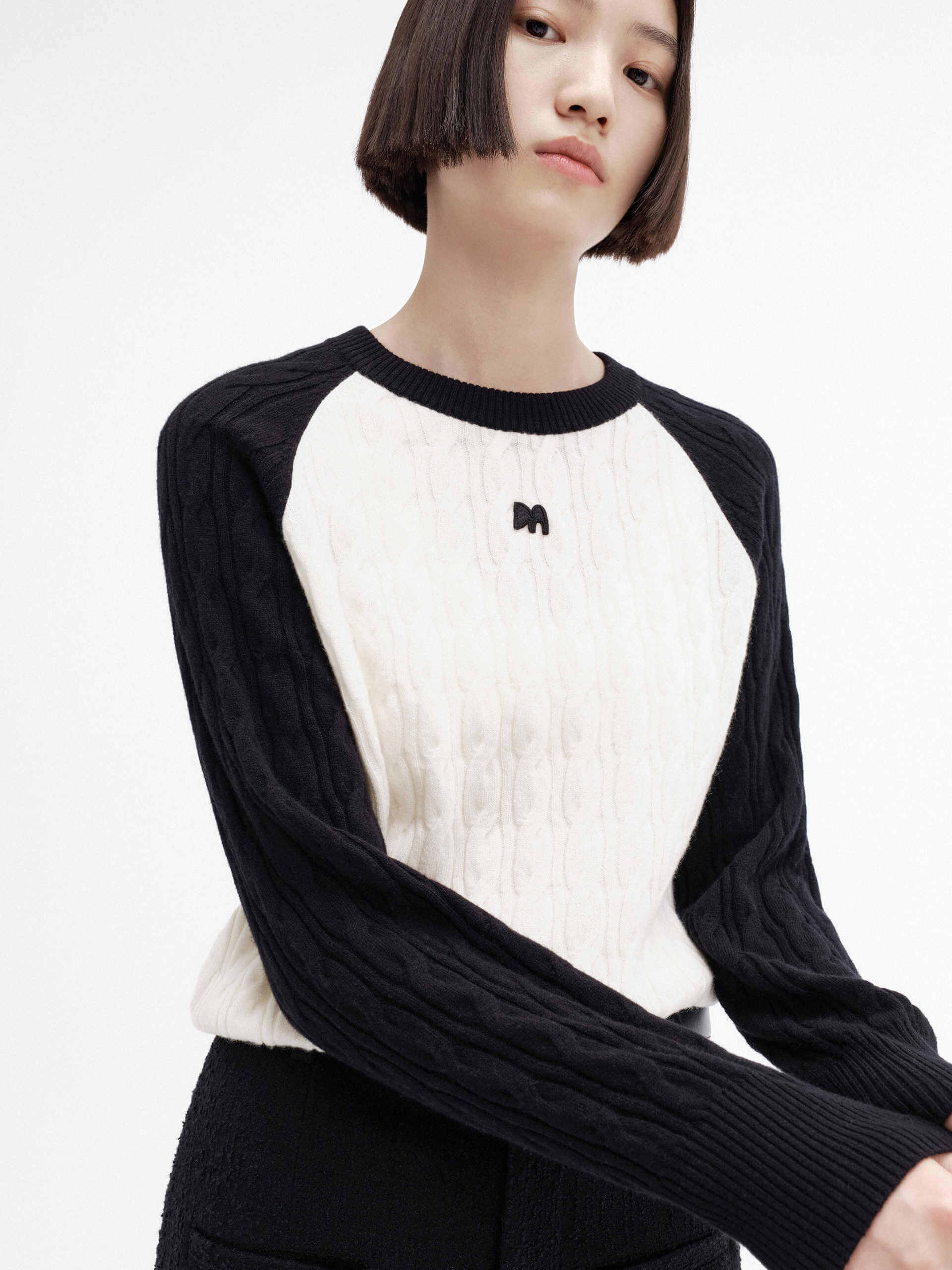 Contrast Detail Wool Sweater - Image 11