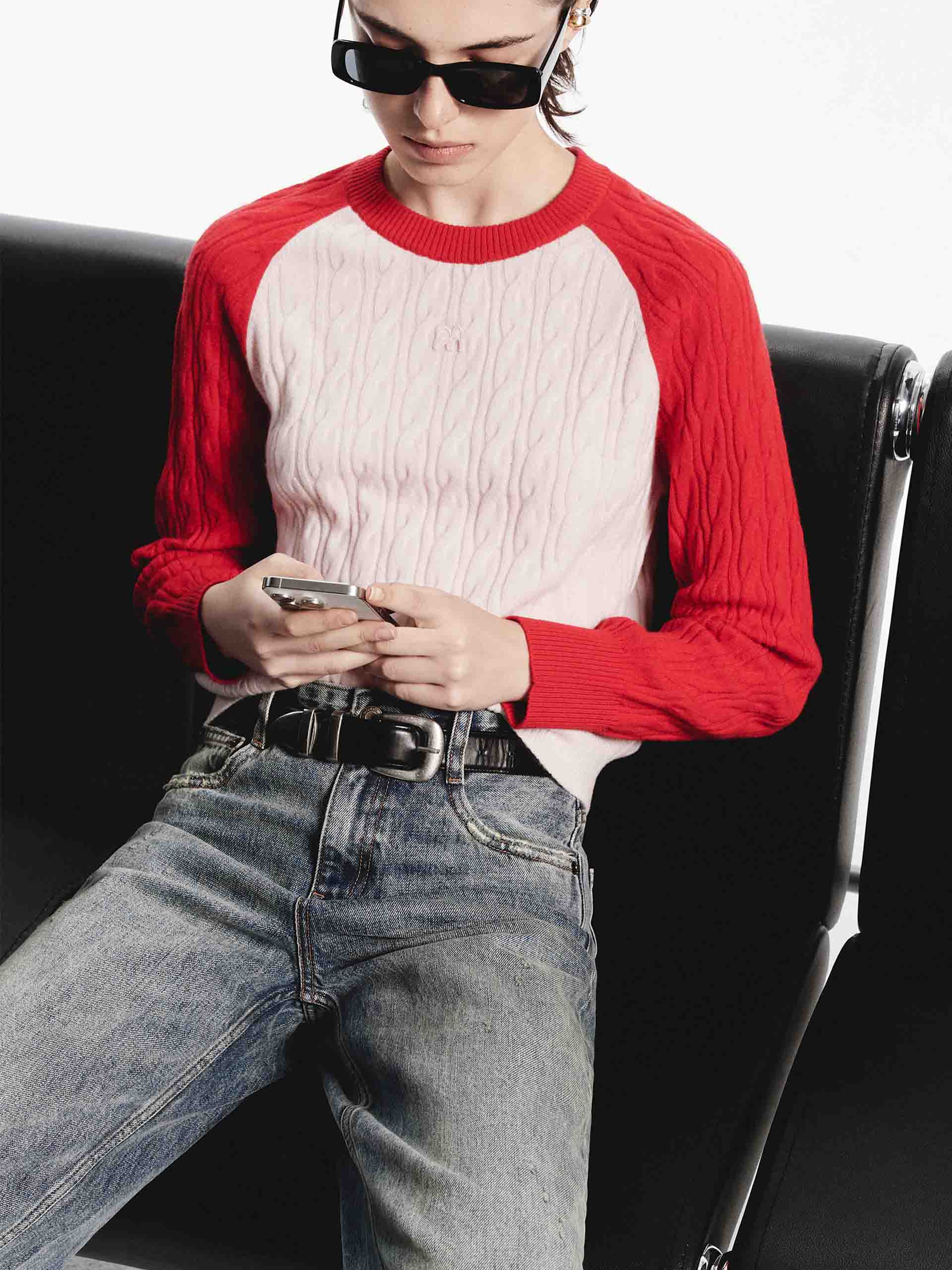 Contrast Detail Wool Sweater - Image 13