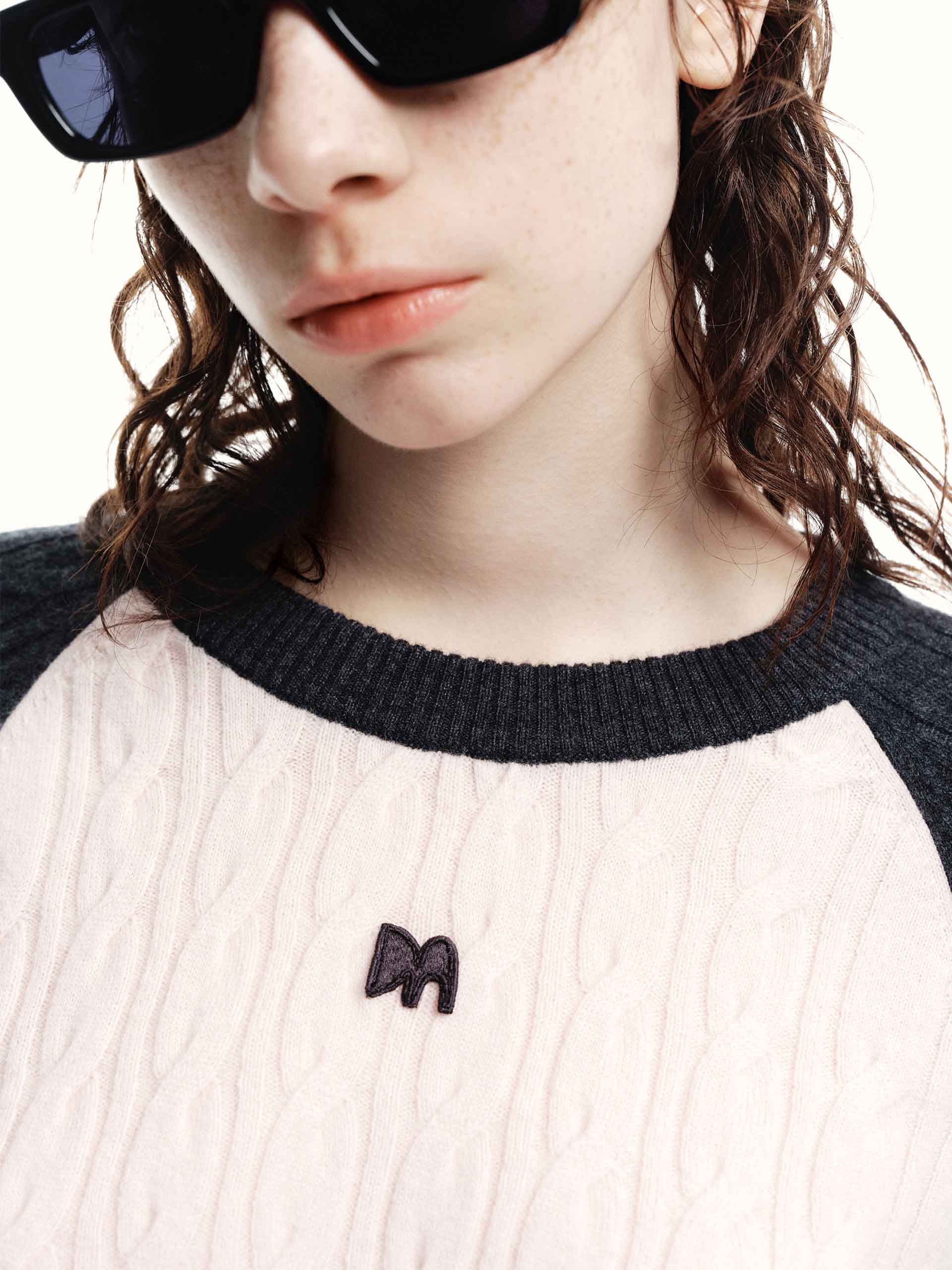 Contrast Detail Wool Sweater - Image 22