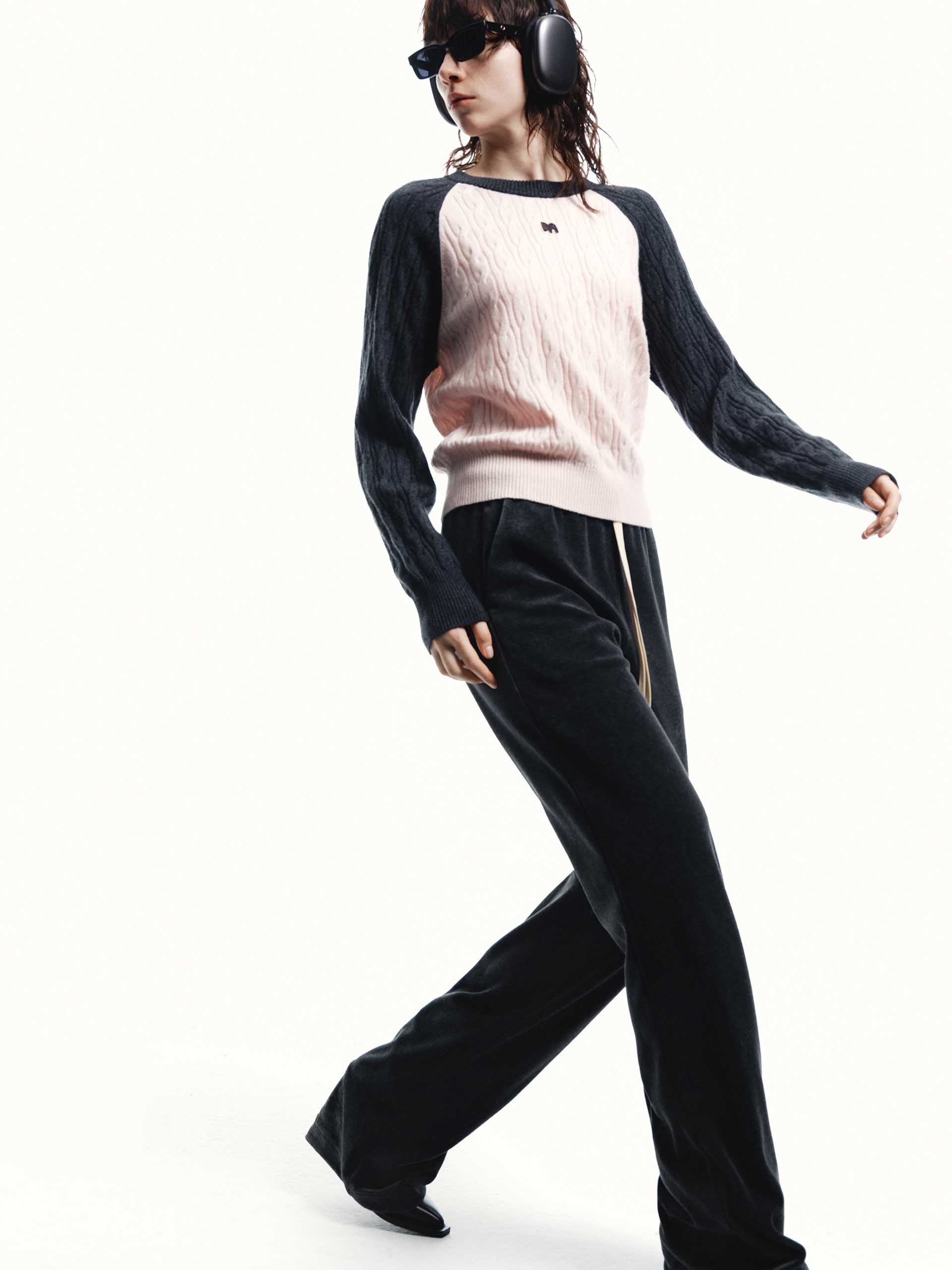 Contrast Detail Wool Sweater - Image 23