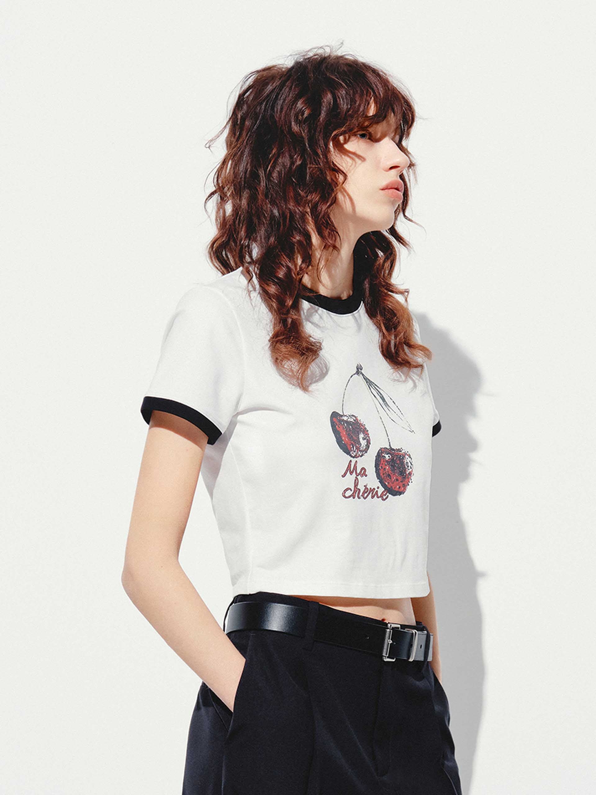 Contrast Logo Cropped T-shirt - Image 3