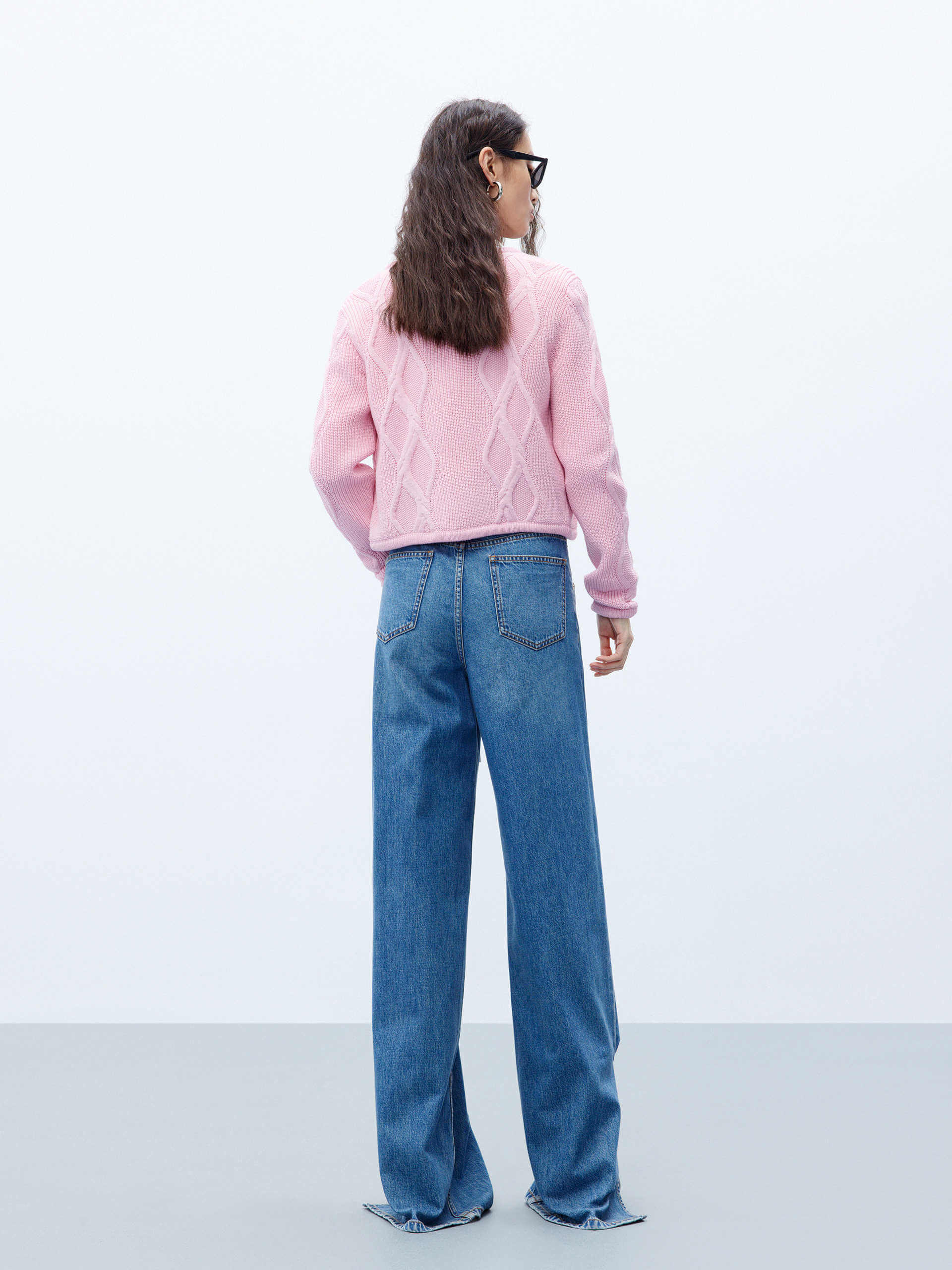 Contrast Trim Cropped Cardigan - Image 16