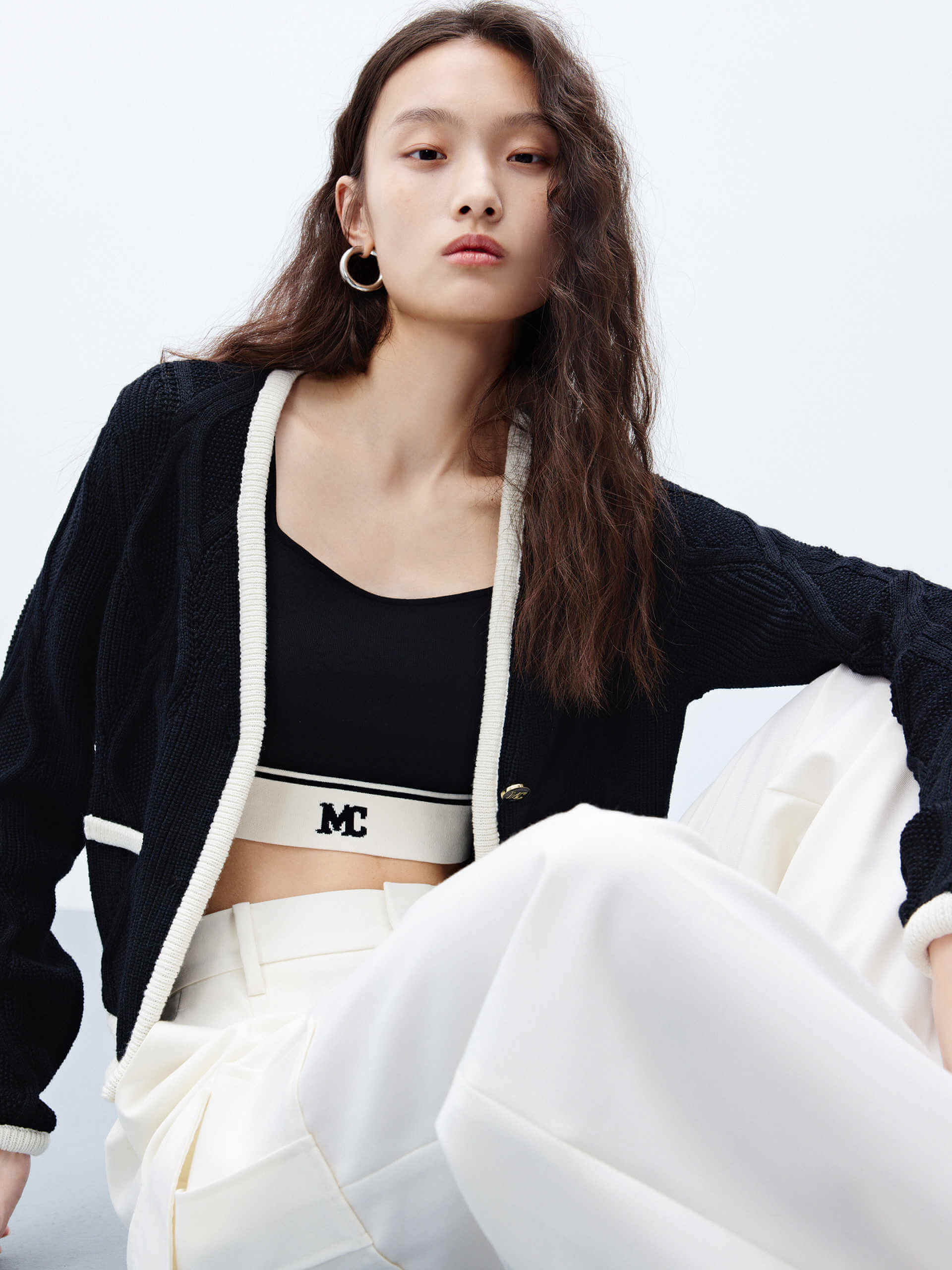 Contrast Trim Cropped Cardigan - Image 19