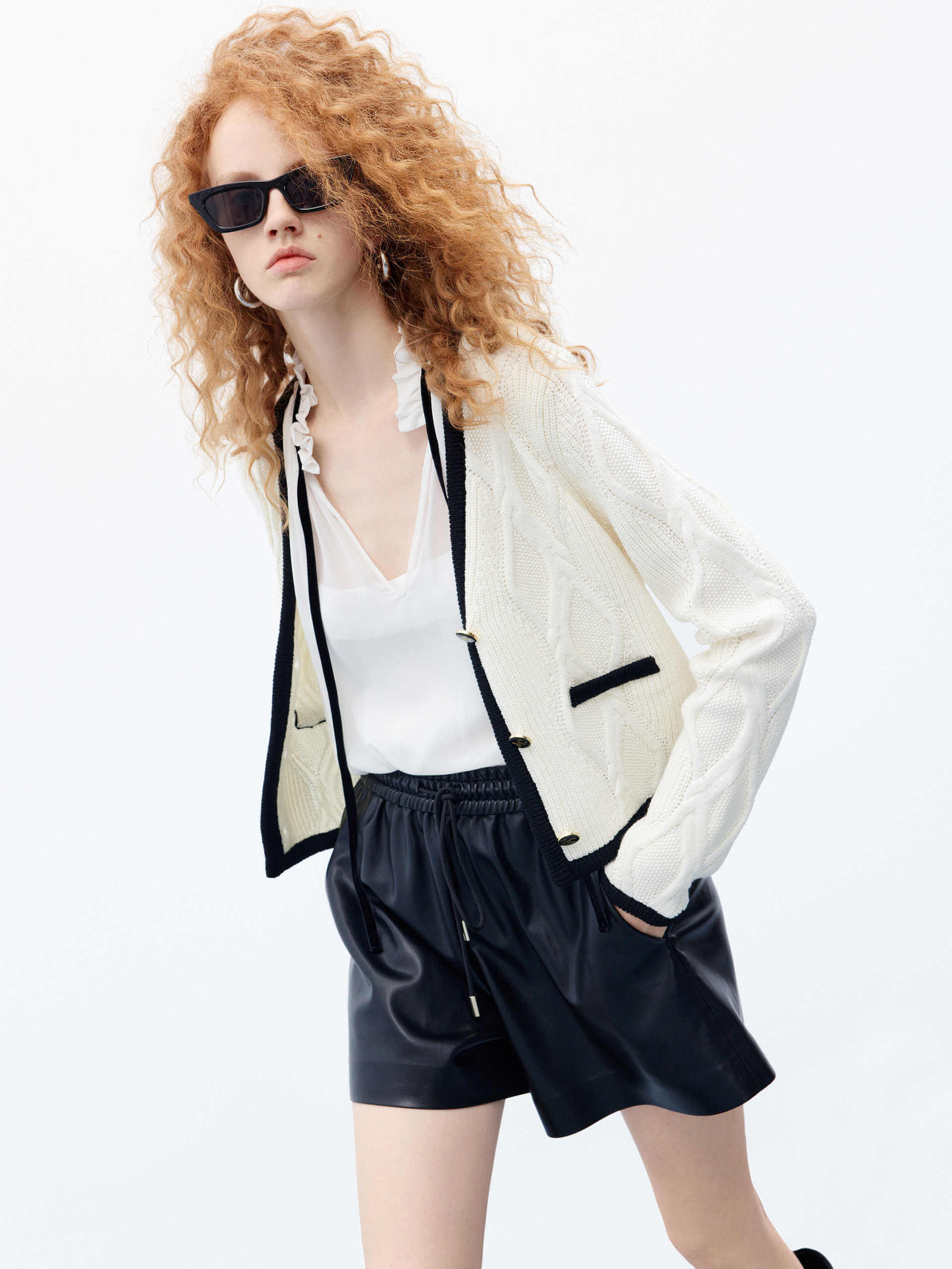 Contrast Trim Cropped Cardigan - Image 6