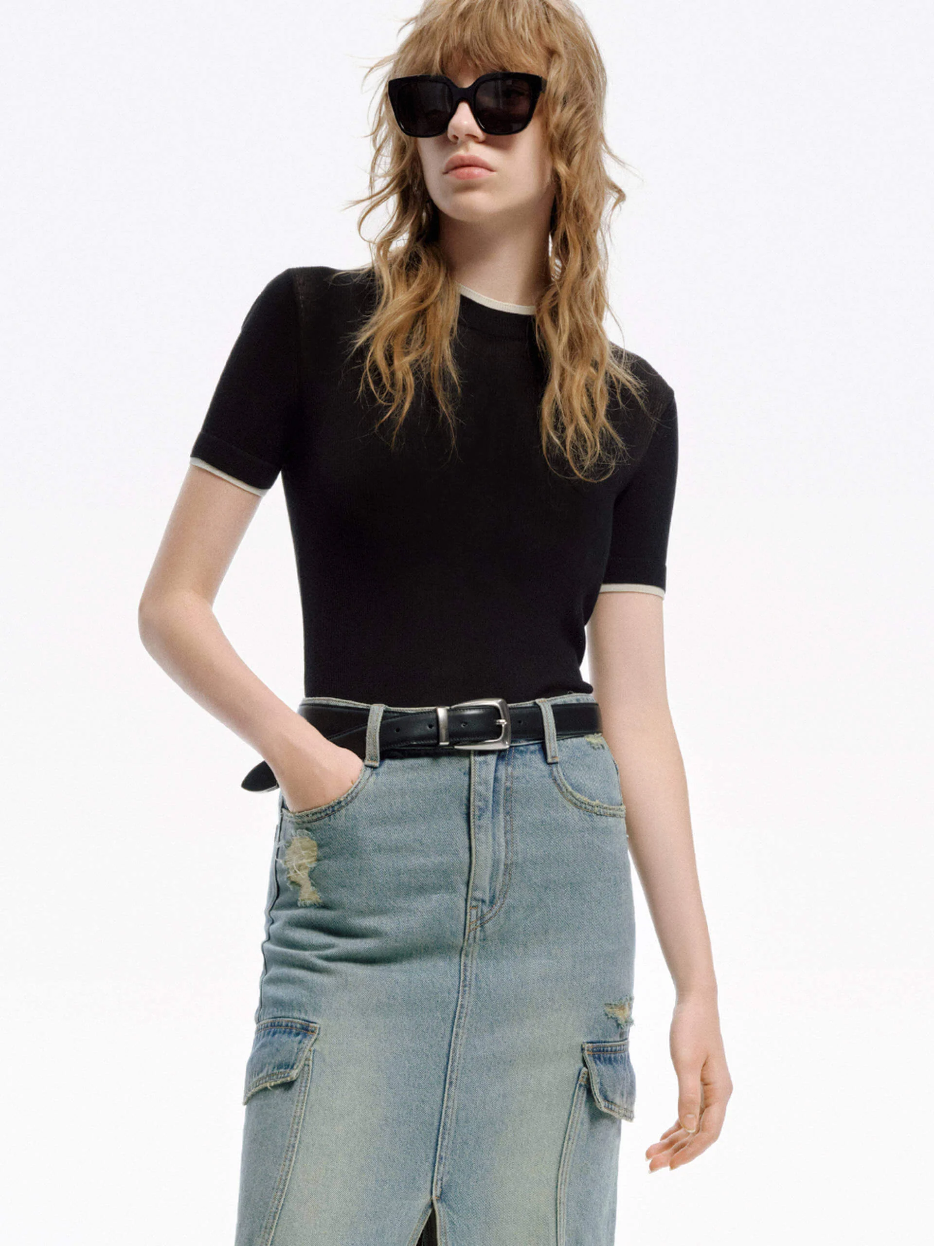 Contrast Trim Fitted T-shirt - Image 8