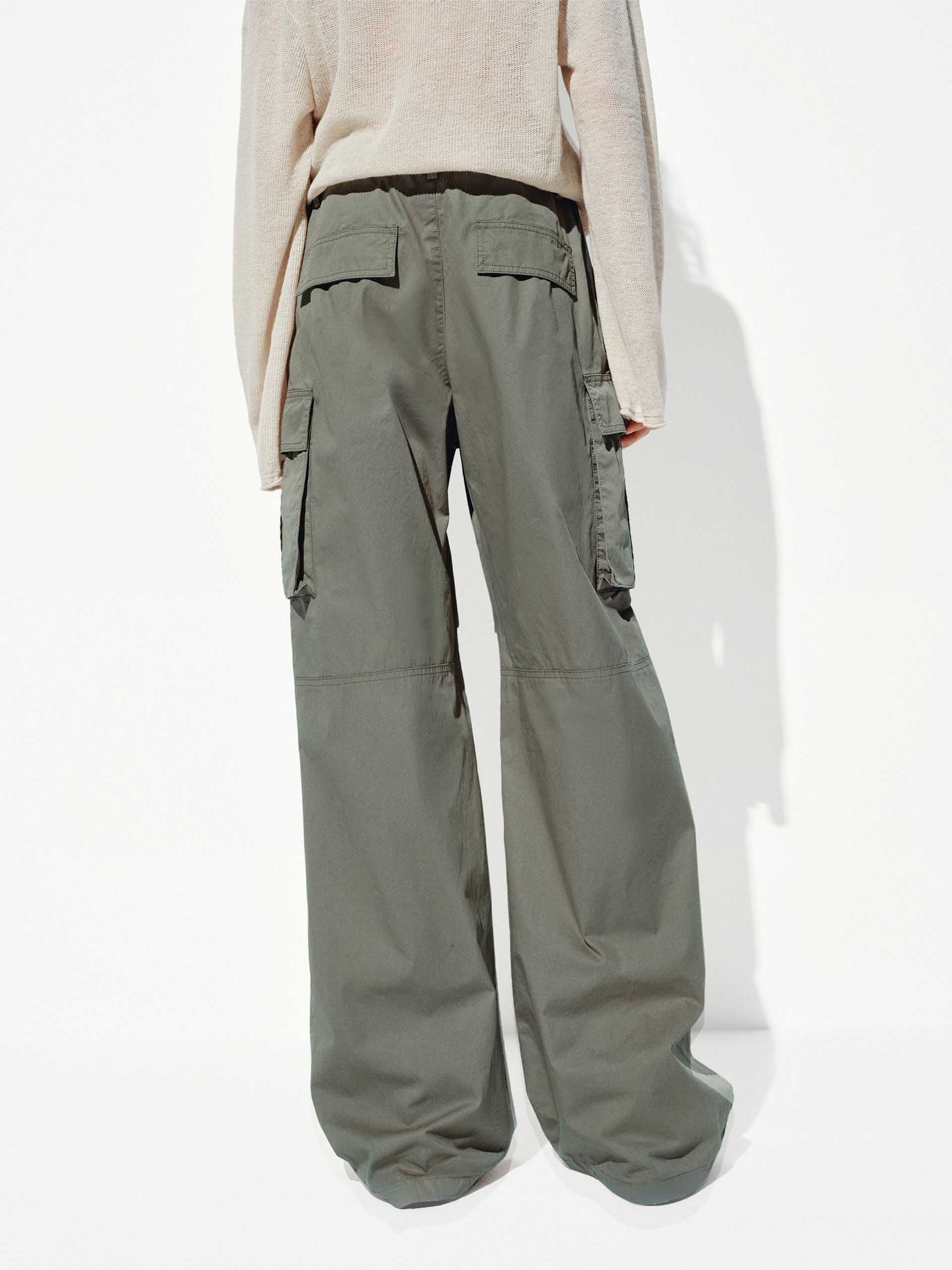 Cotton Barrel Leg Cargo Pants - Image 14