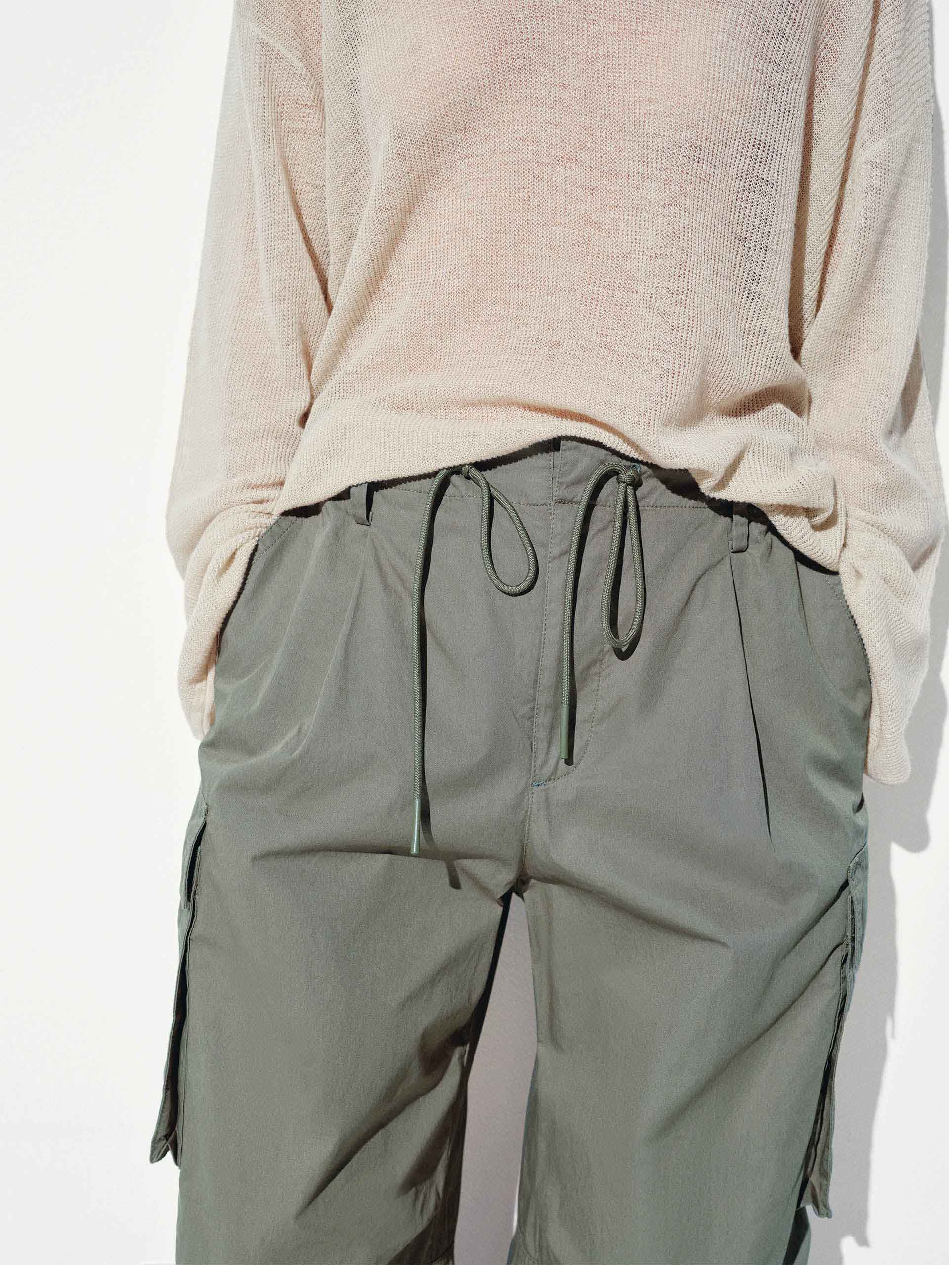 Cotton Barrel Leg Cargo Pants - Image 16