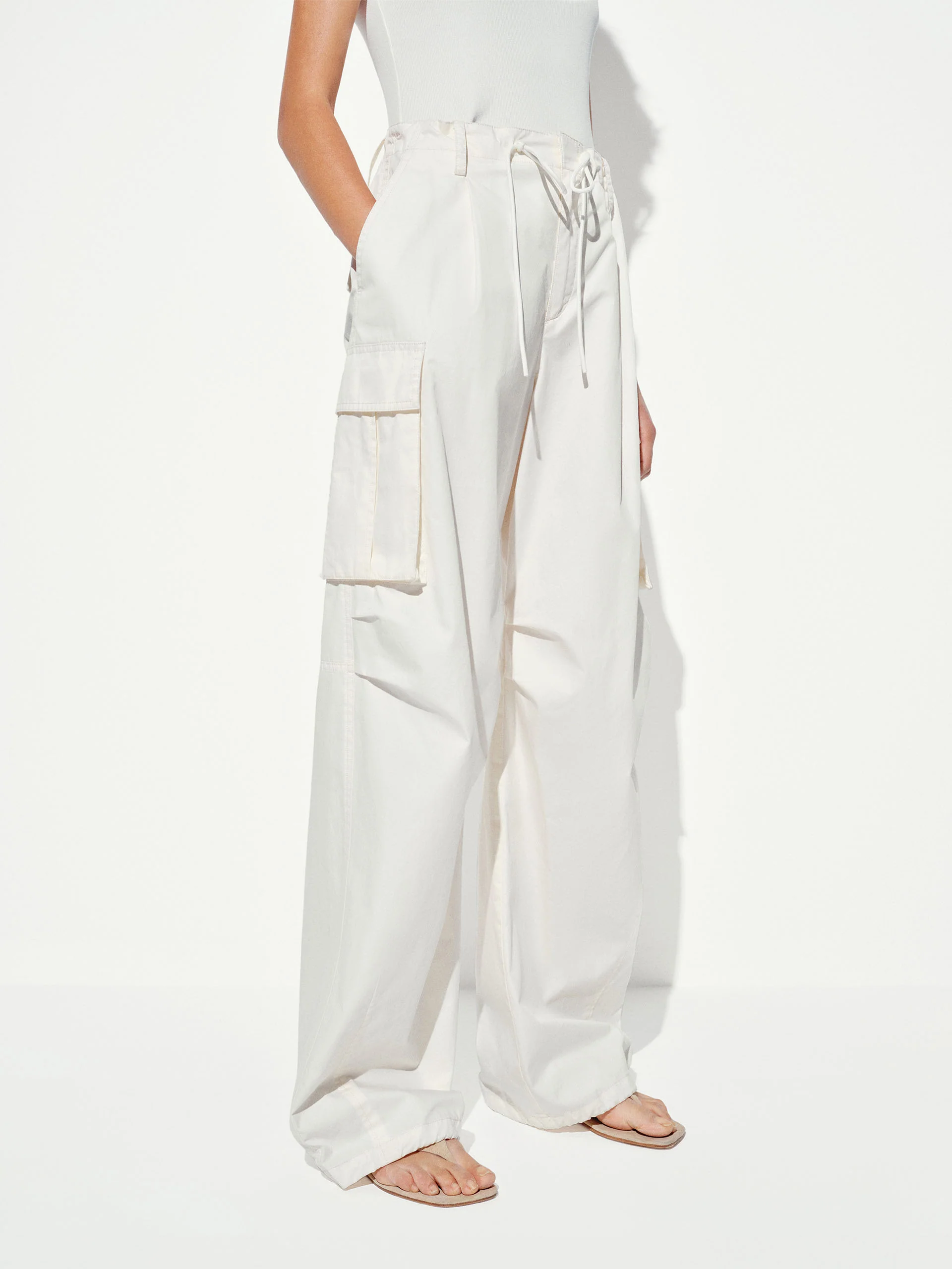 Cotton Barrel Leg Cargo Pants - Image 3