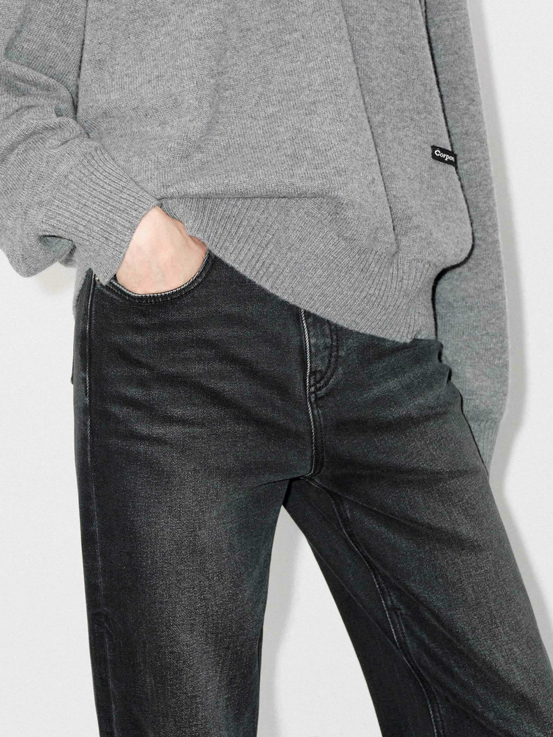 Cotton Blend Fitted Jeans - Image 7