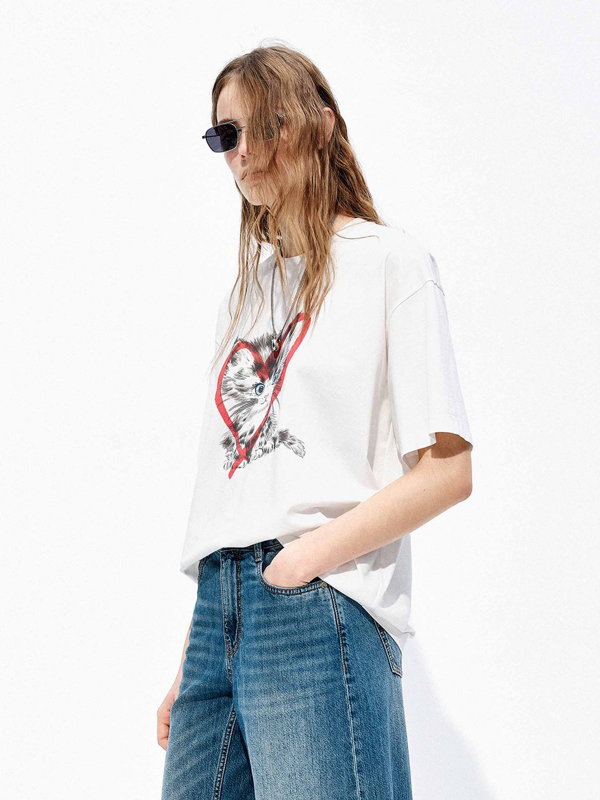 Cotton Cat Print T-Shirt - Image 15