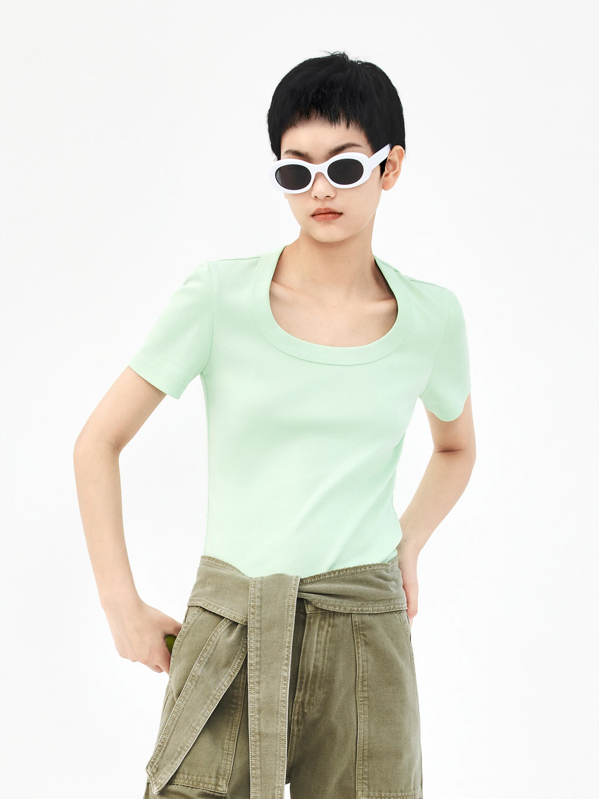 Crewneck Elastic T-shirt - Image 10