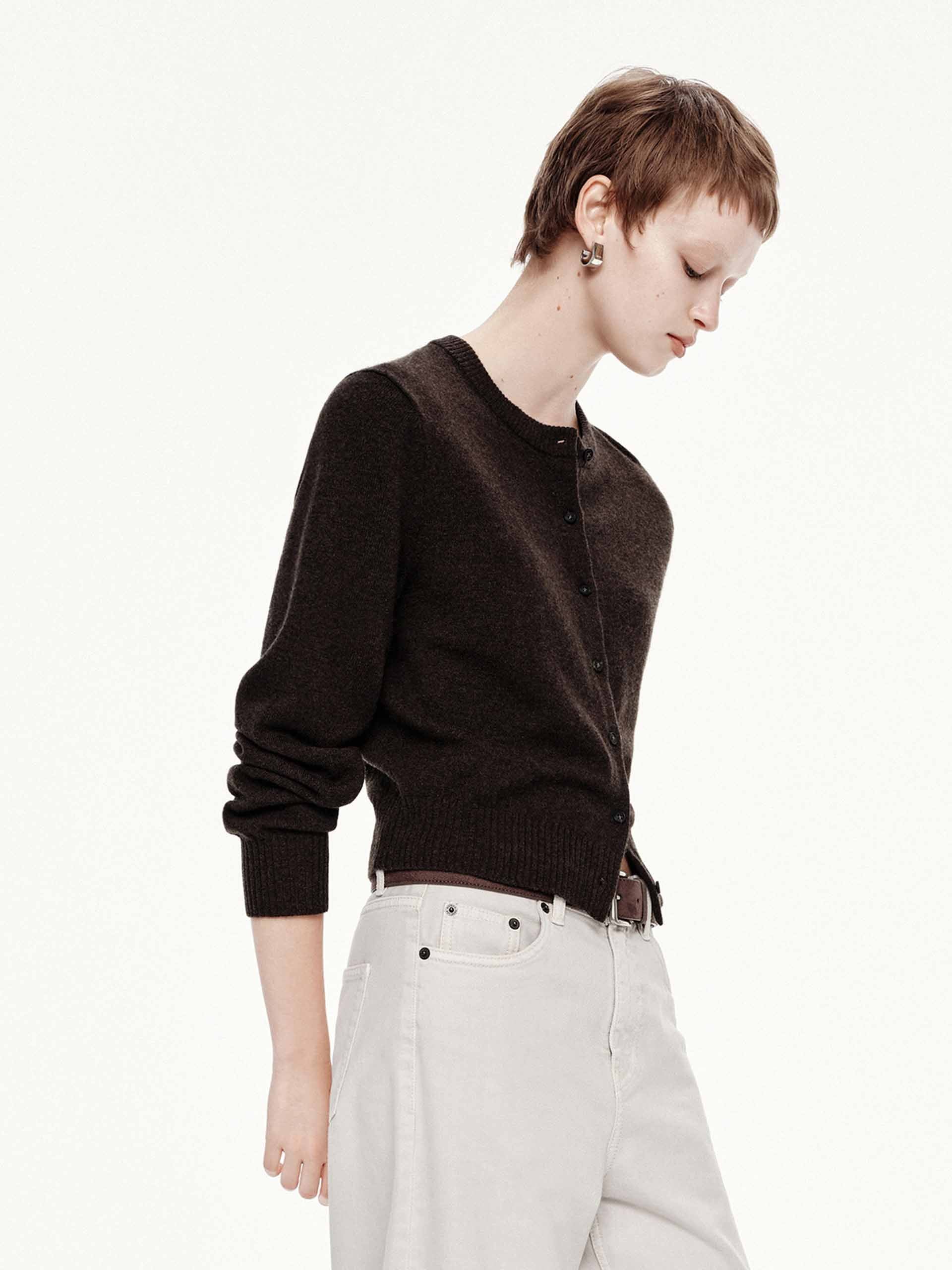 Cropped Button Closure Cardigan - Image 10