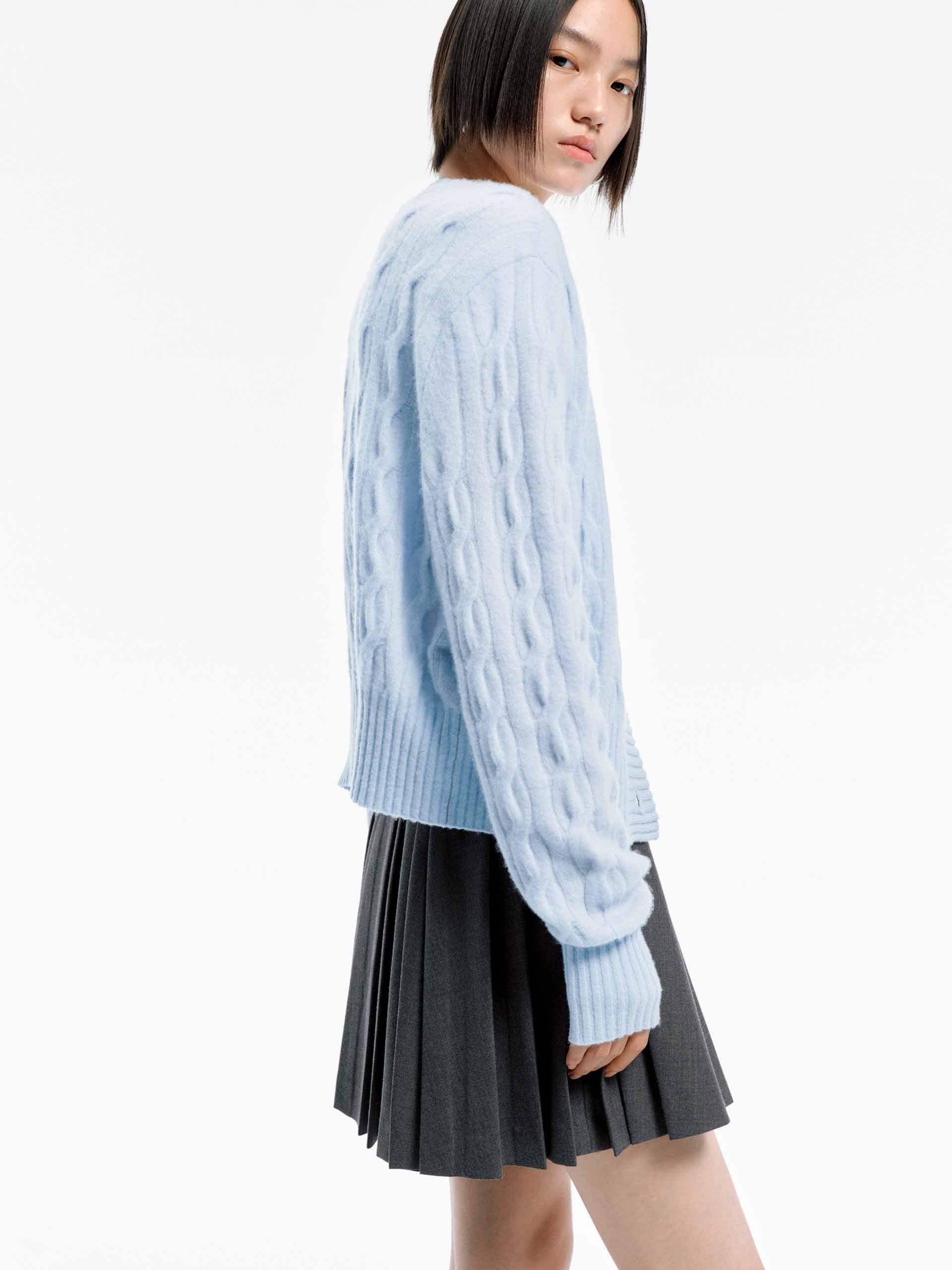 Cropped Cable Knit Cardigan - Image 24