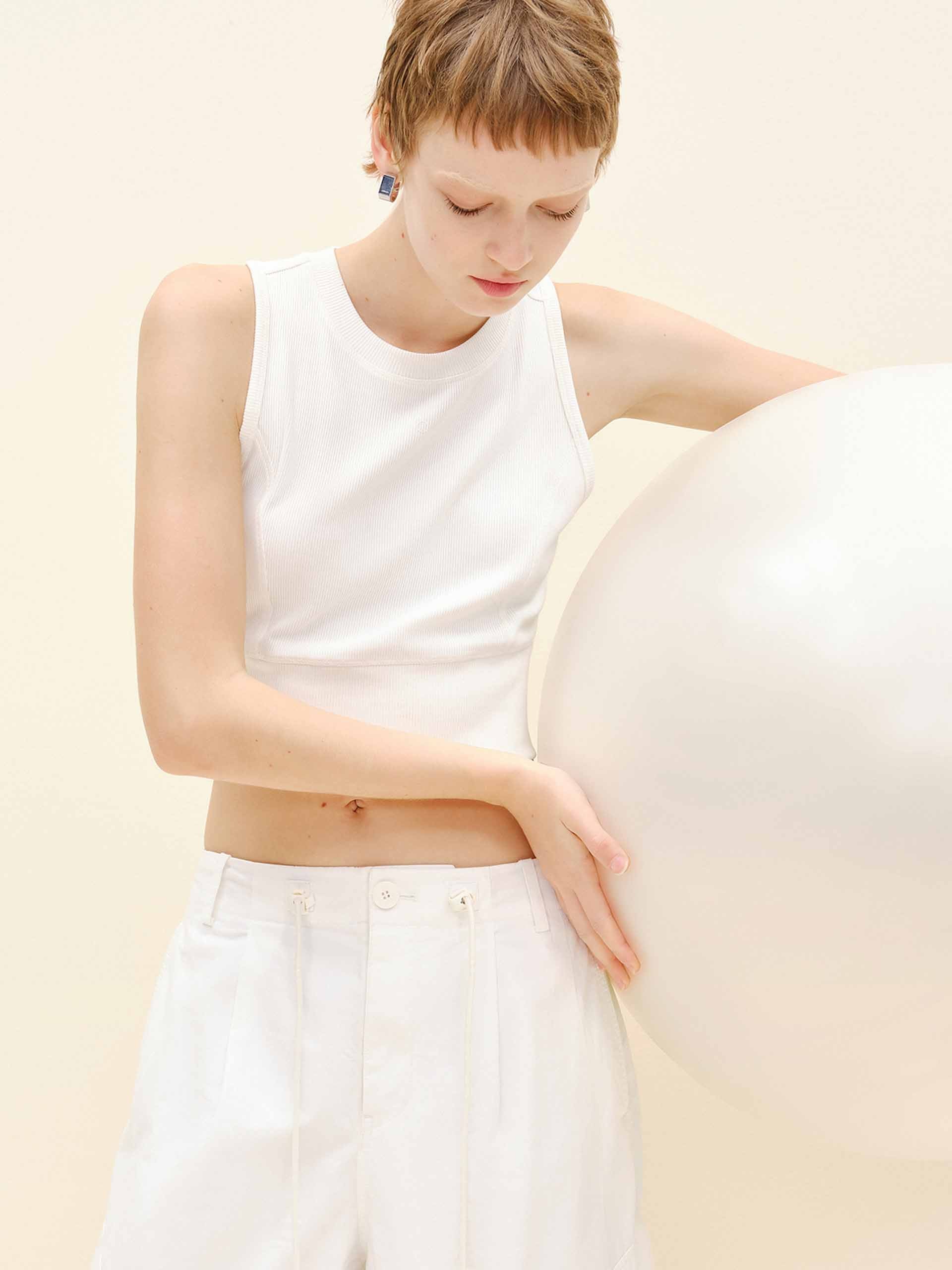 Cropped Knitted Tank Top - Image 3