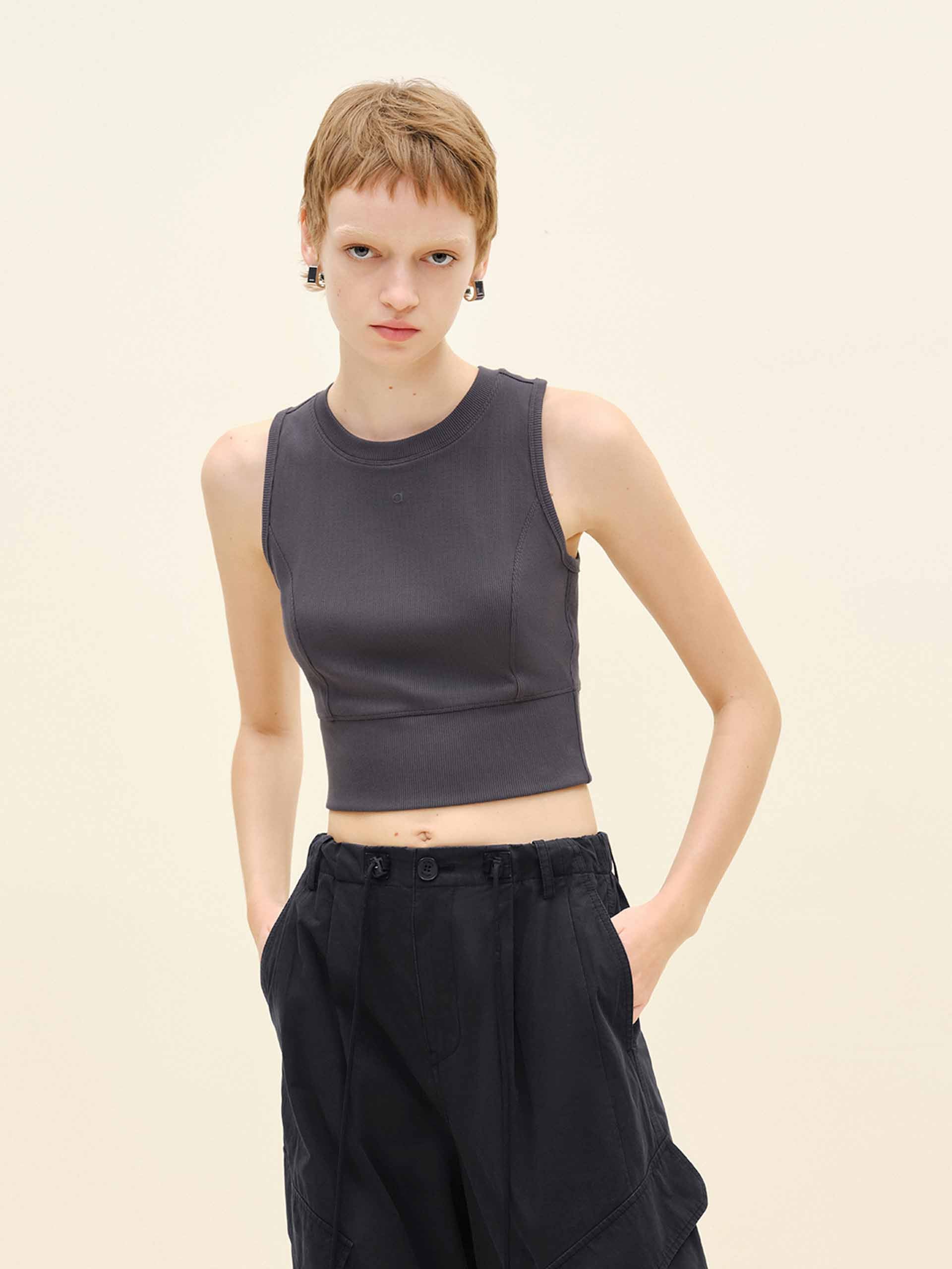 Cropped Knitted Tank Top - Image 9