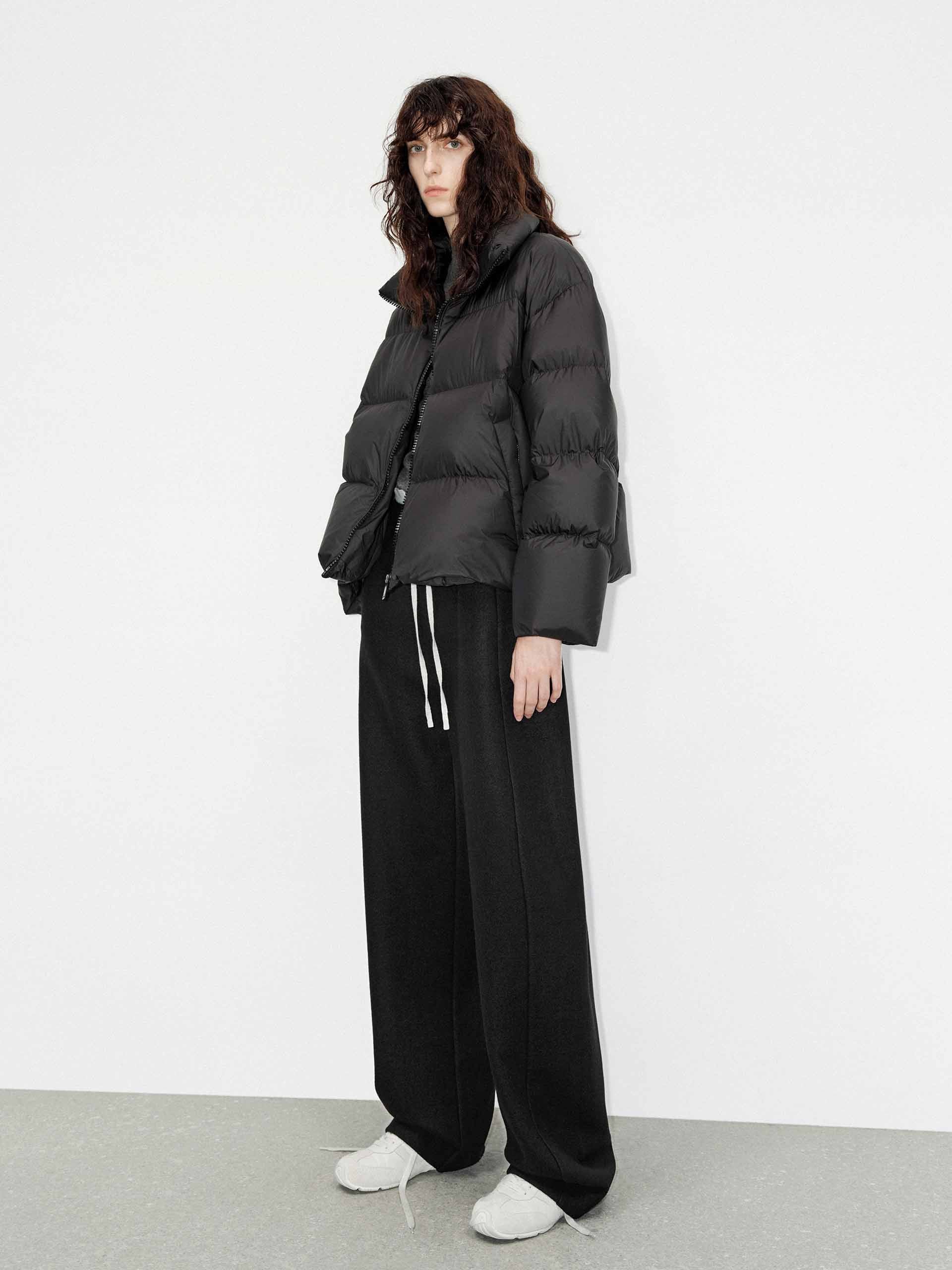 Cropped Padded Jacket - Image 17