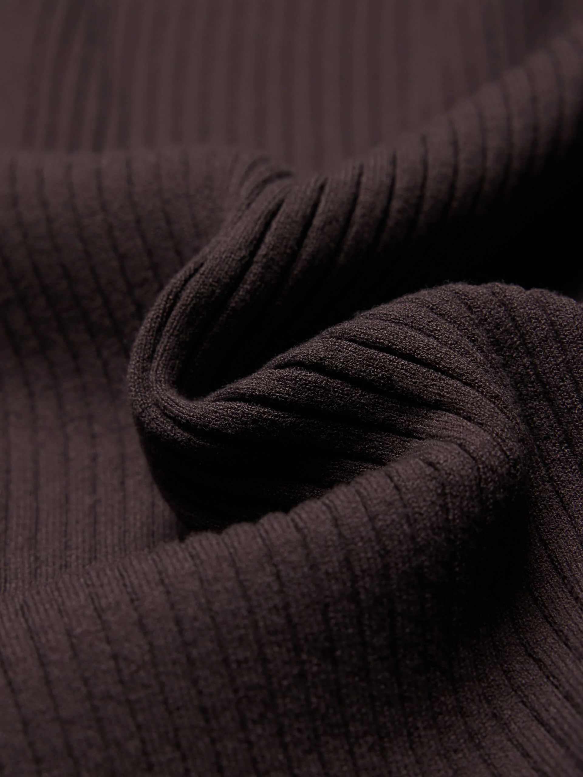 Cropped Ribbed Knit Top - Image 10