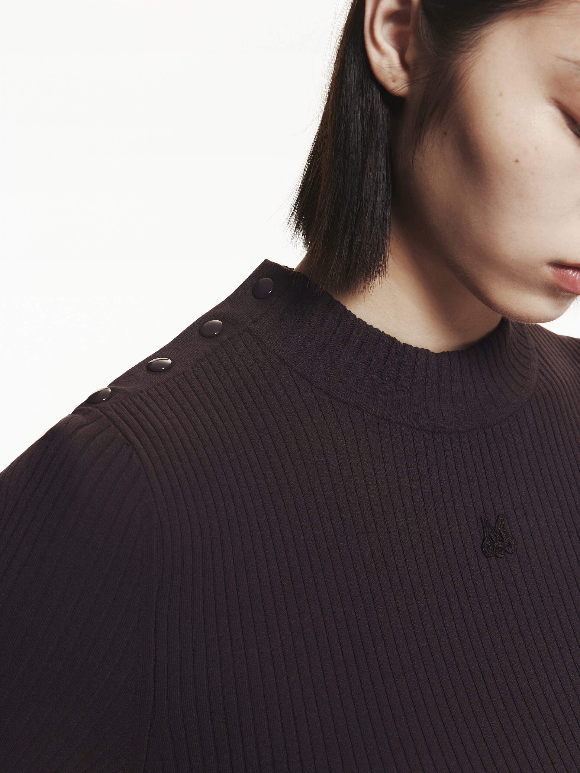 Cropped Ribbed Knit Top - Image 9