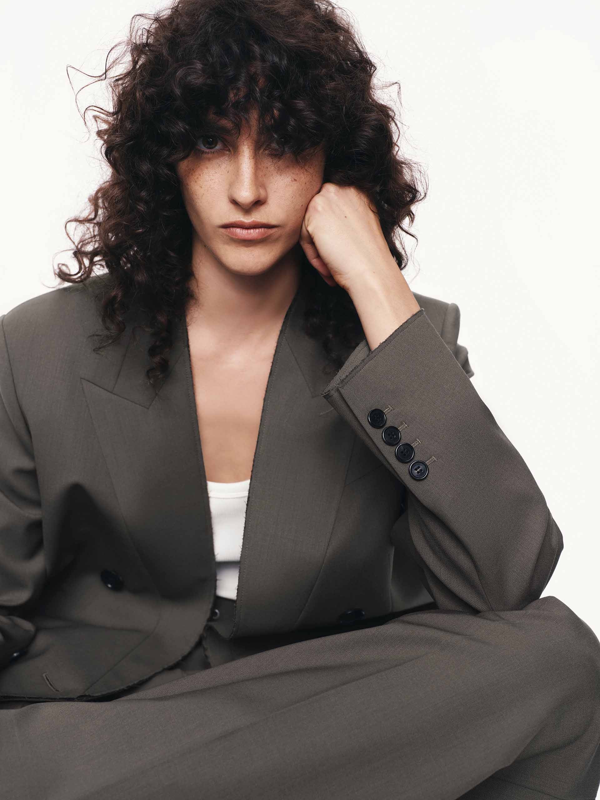 Cropped Structured Blazer - Image 8