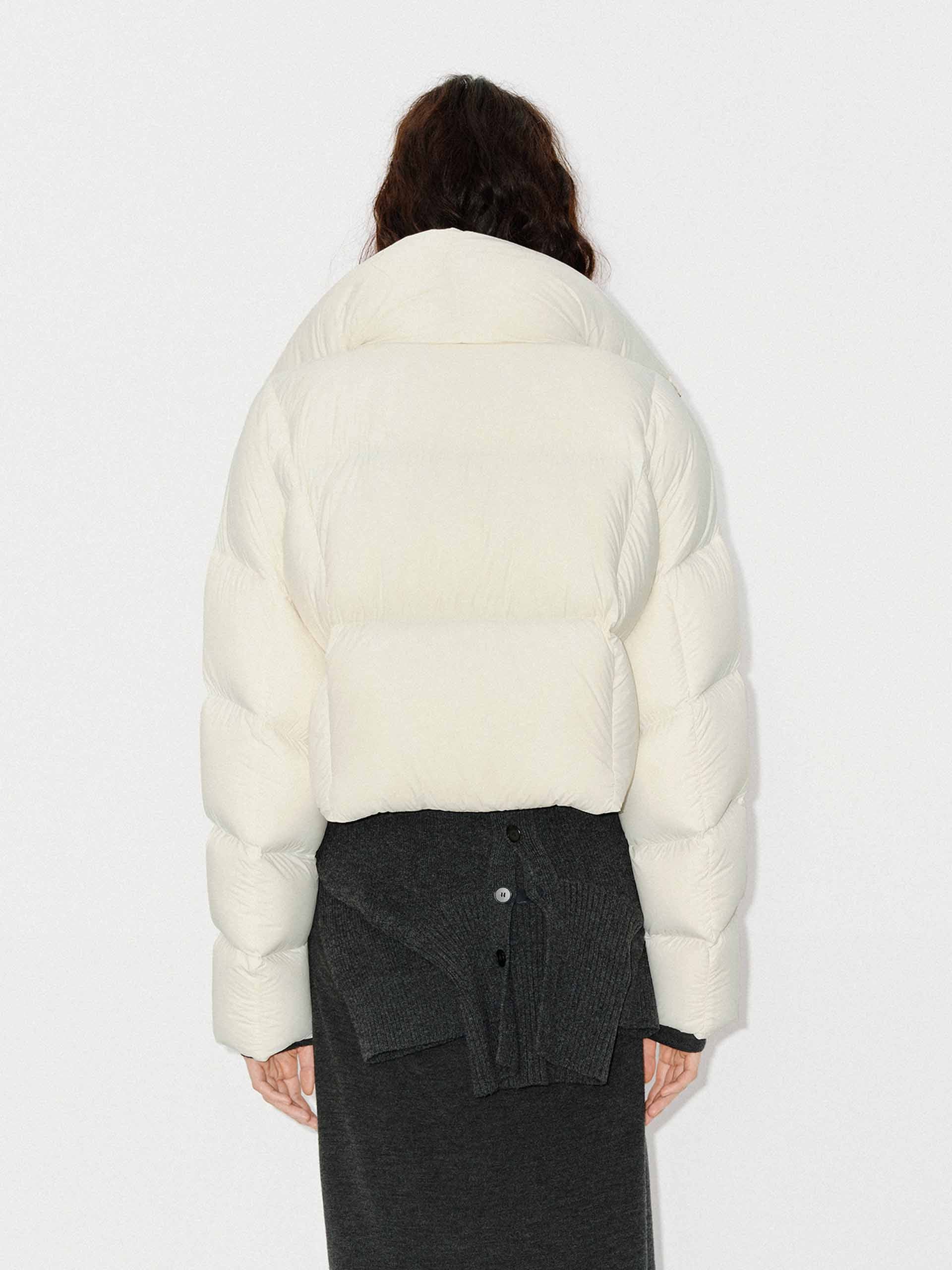 Cropped Zipper Down Jacket - Image 9
