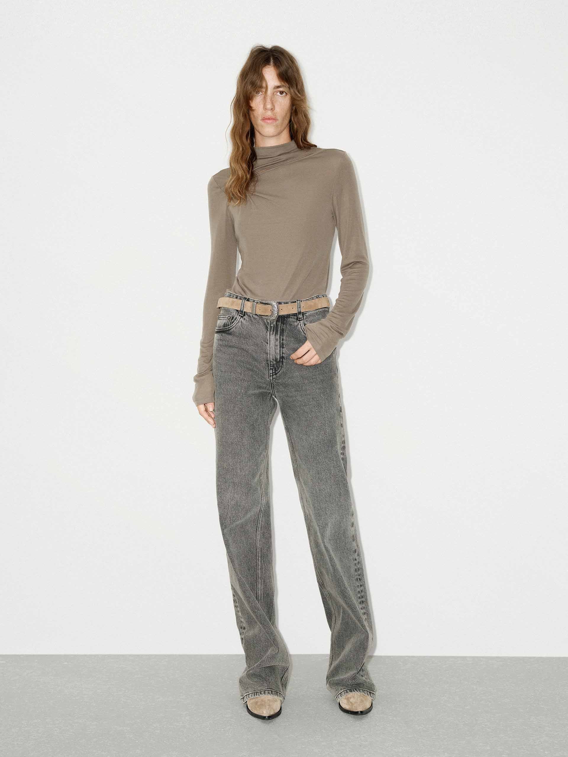 Cutout Detail Fitted Top - Image 2
