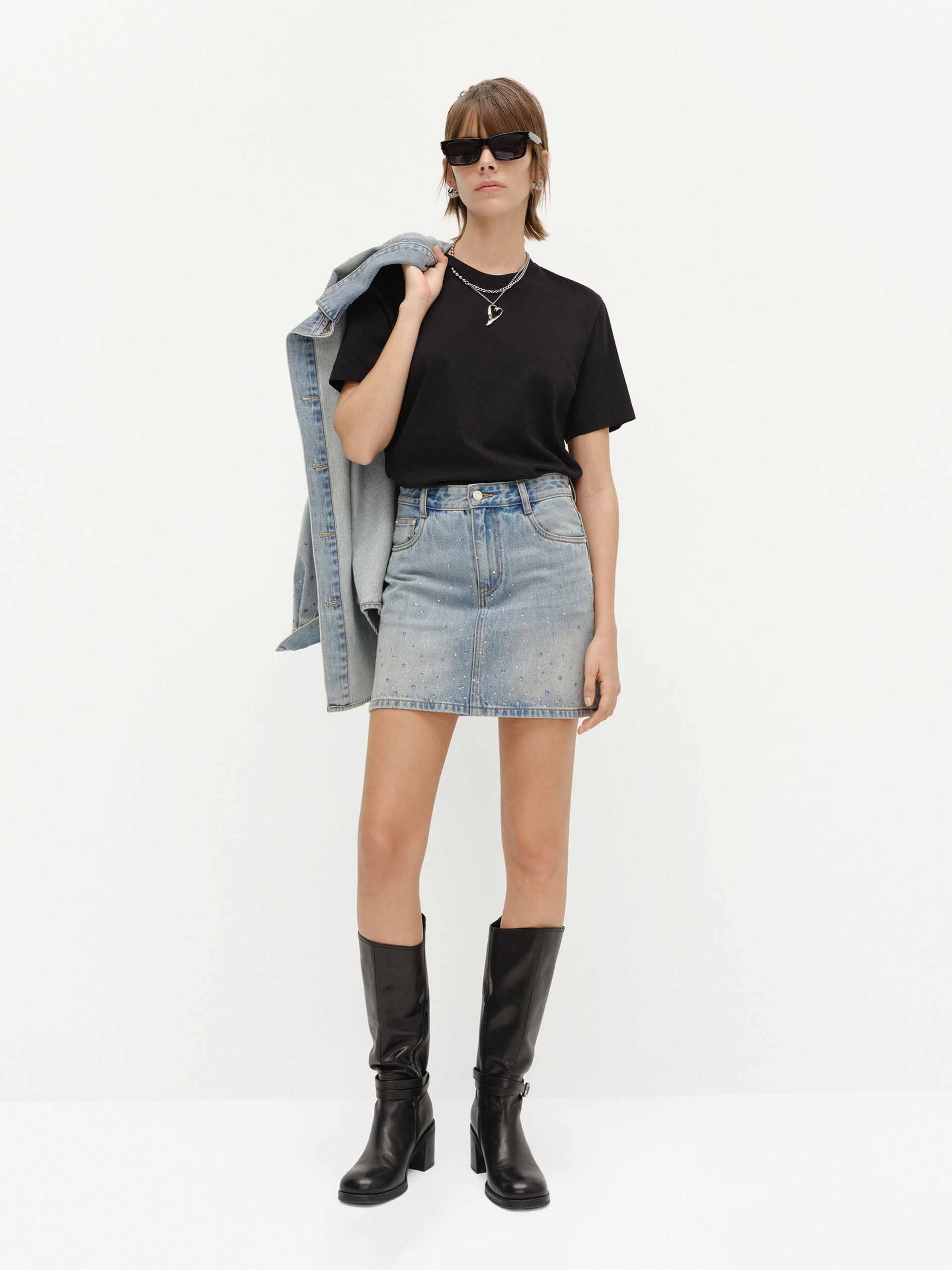 Cutout Neck Cotton T-shirts - Image 7