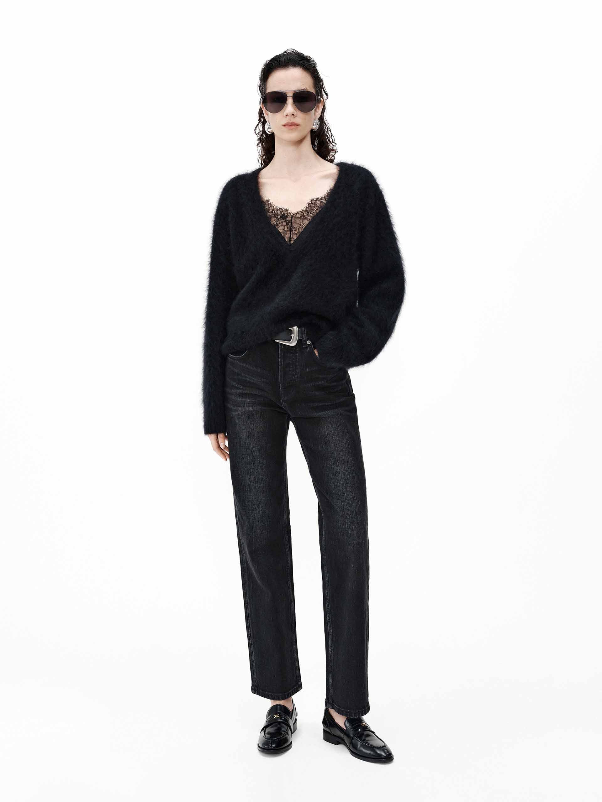 Deep V-neck Cashmere Sweater - Image 10