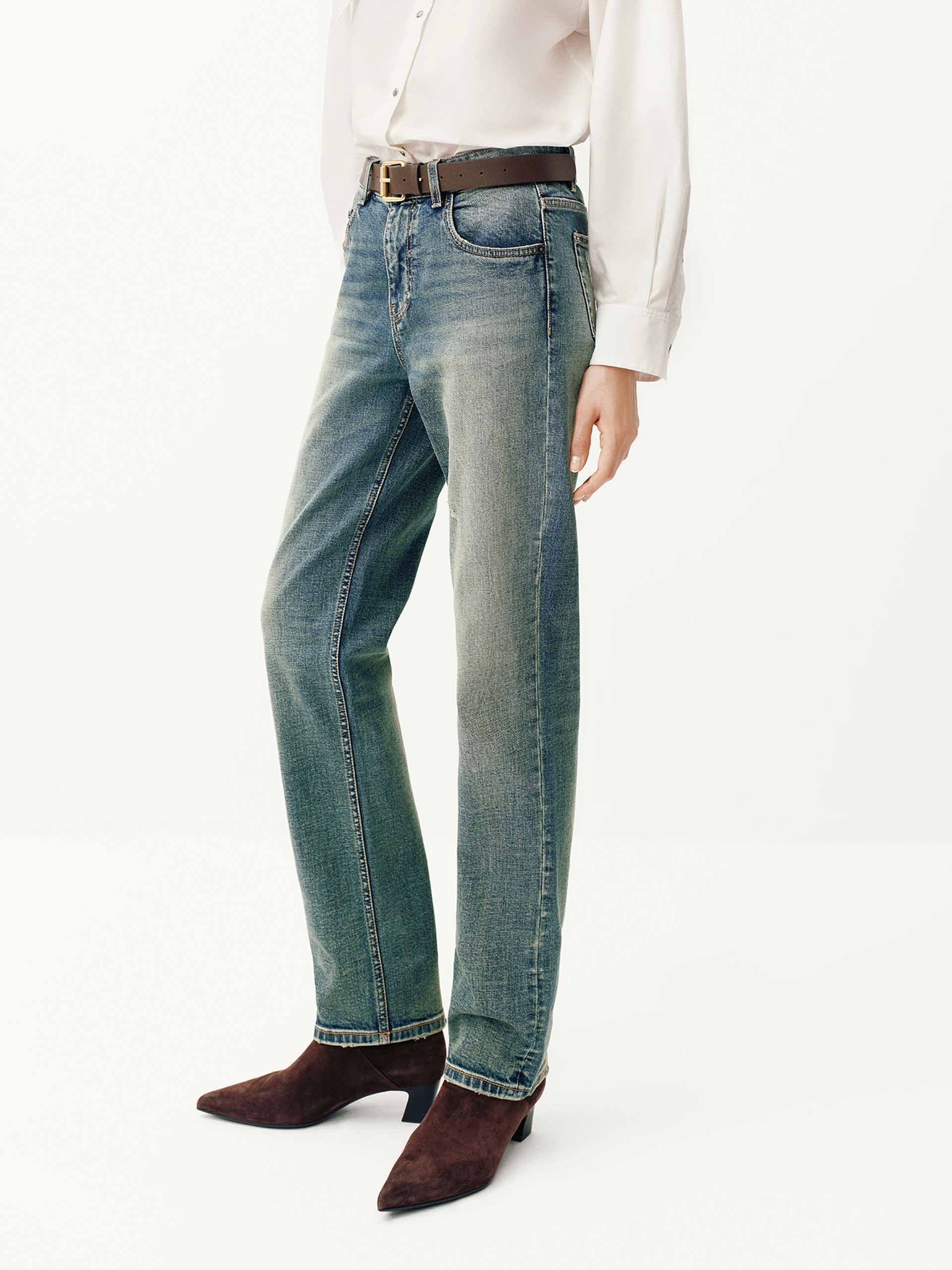 Distressed Tapered Jeans - Image 3
