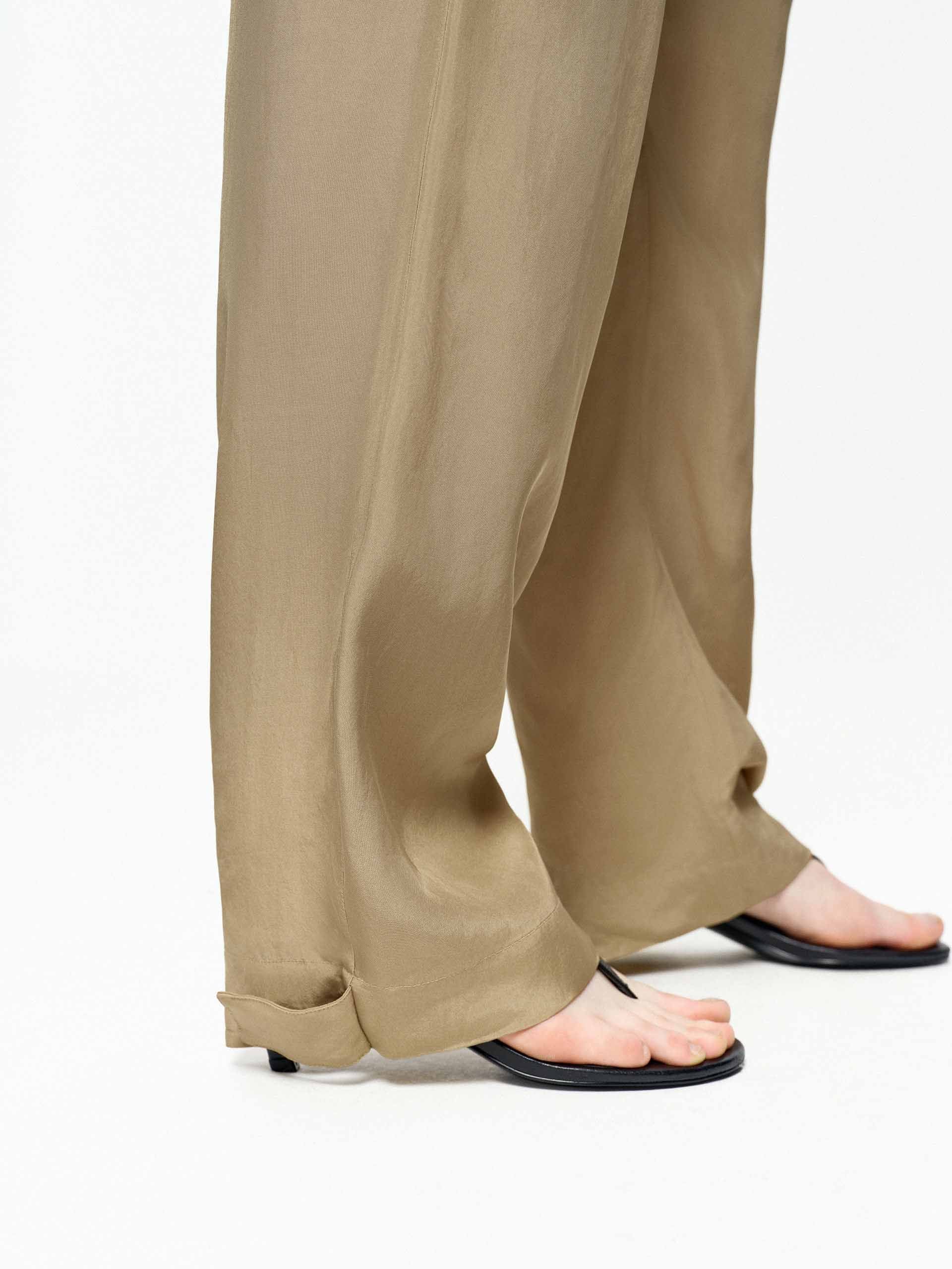 Elastic Waistband Cargo Pants - Image 6