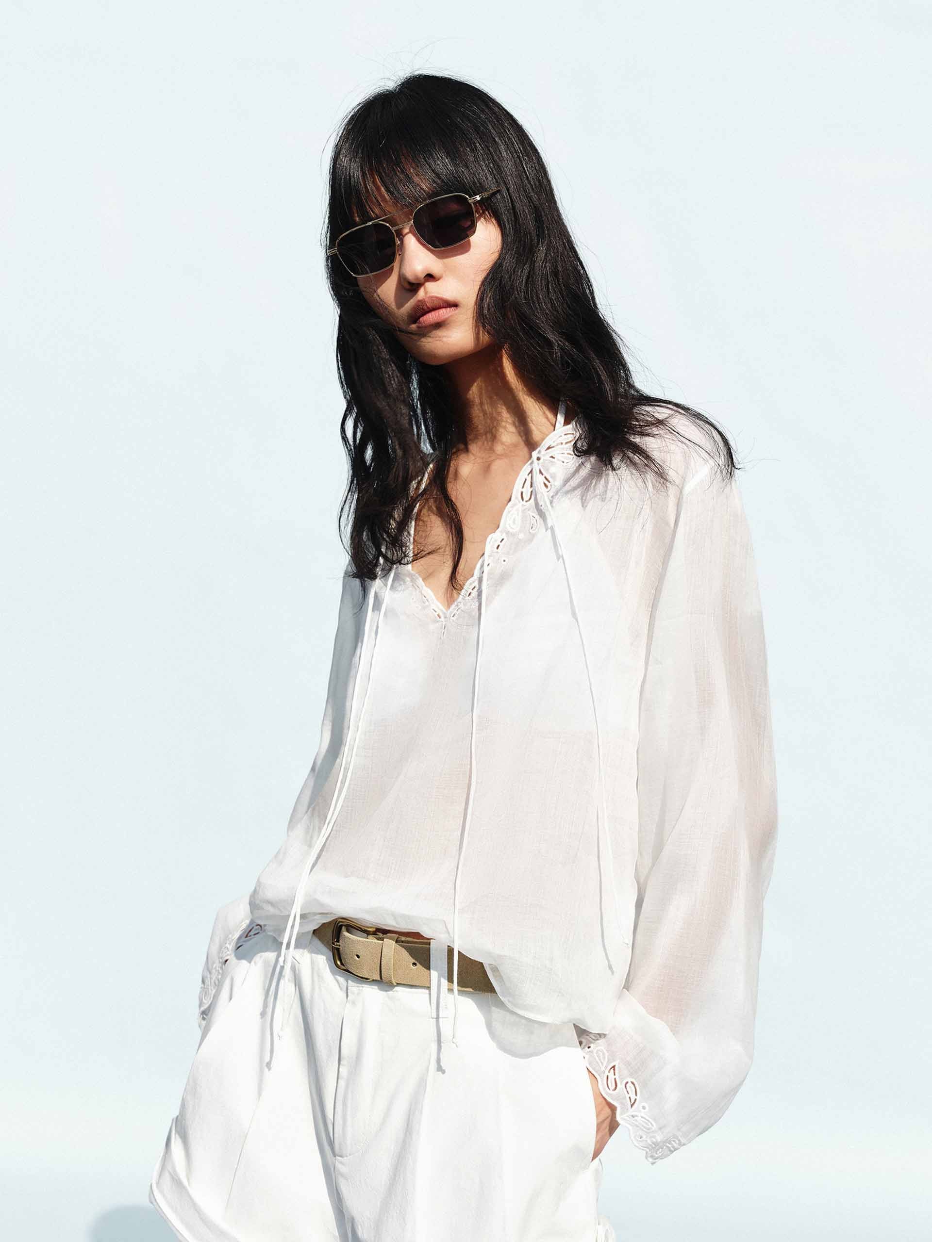 Embroidered V-neck Ramie Top - Image 4