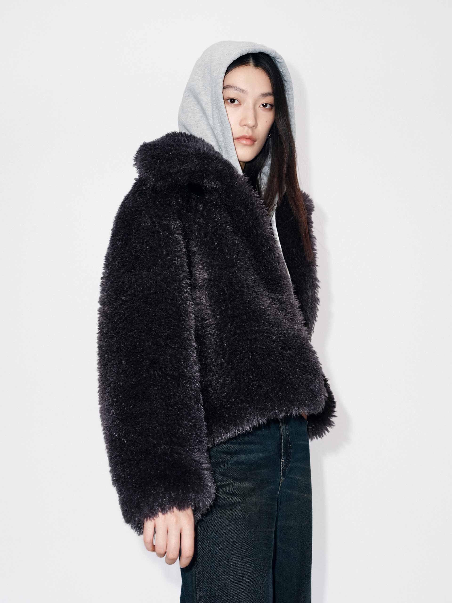 Faux Fur Cropped Coat - Image 6