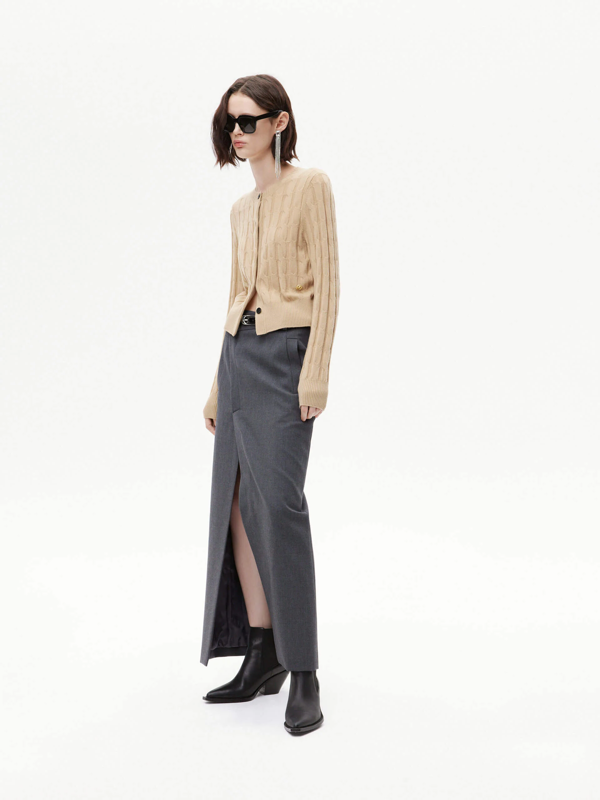 Fitted Crew Neck Cardigan - Image 12