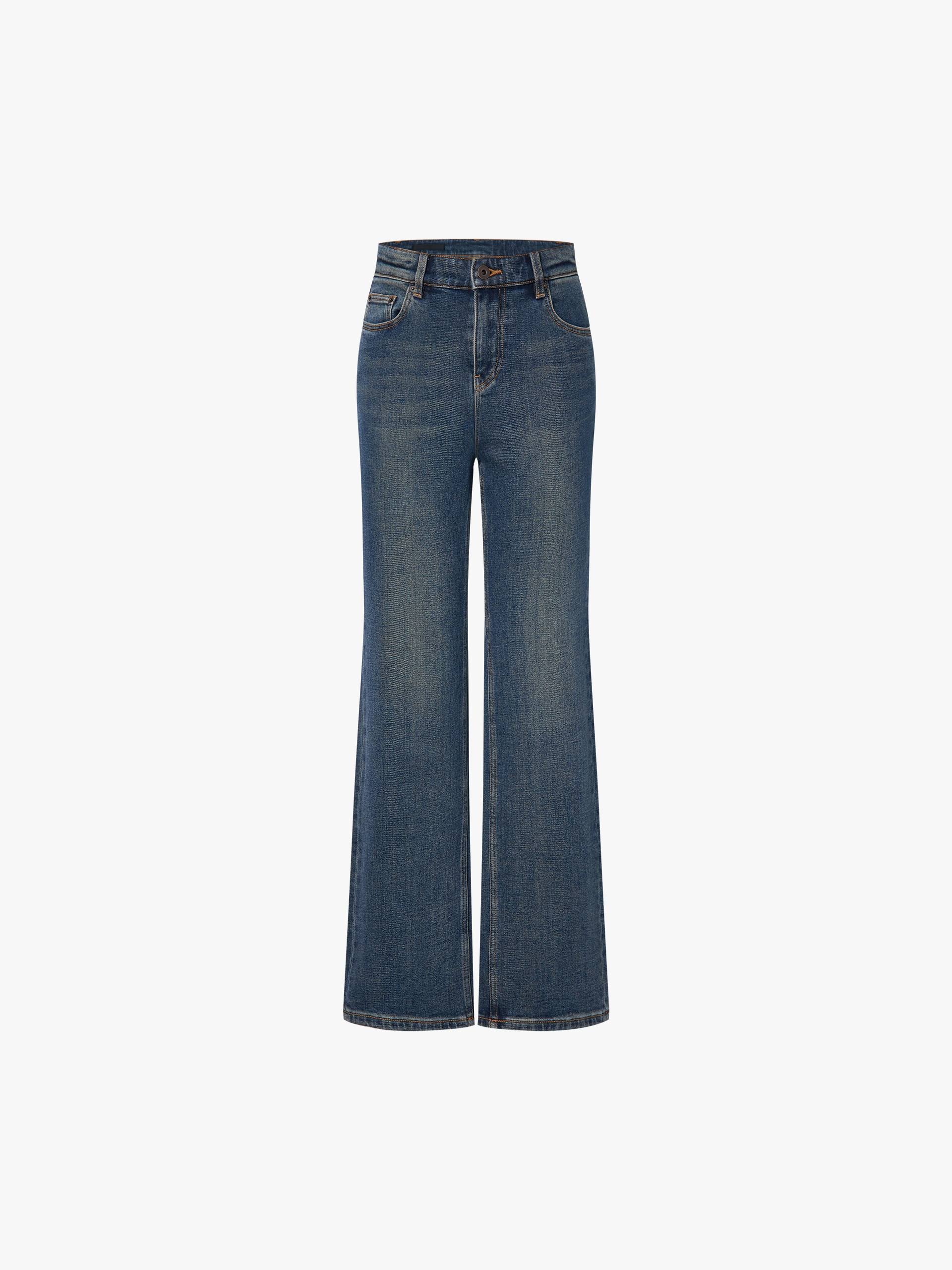 Fitted Straight Cut Jeans - Image 5